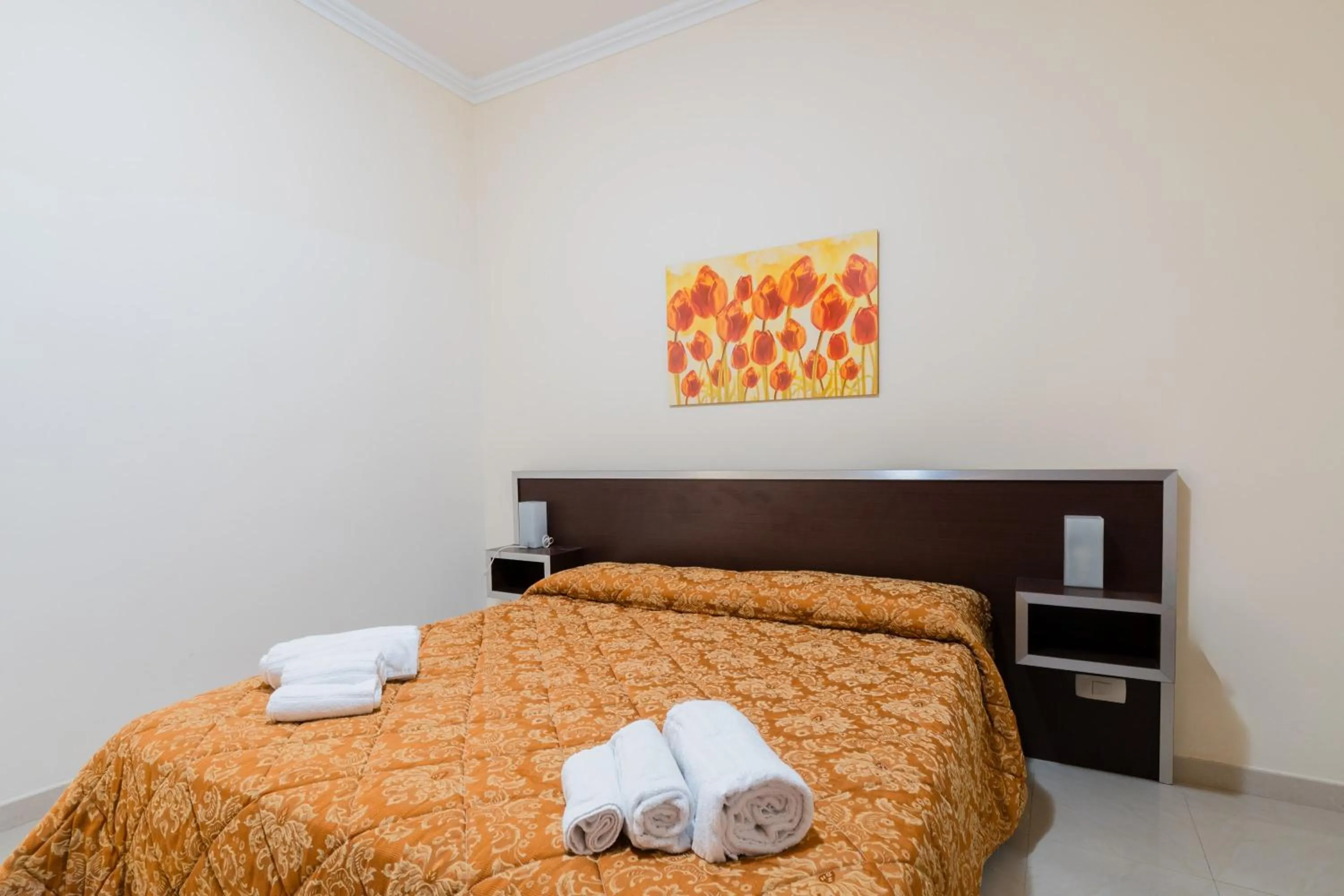 Living room, Bed in Palazzo Mongiò