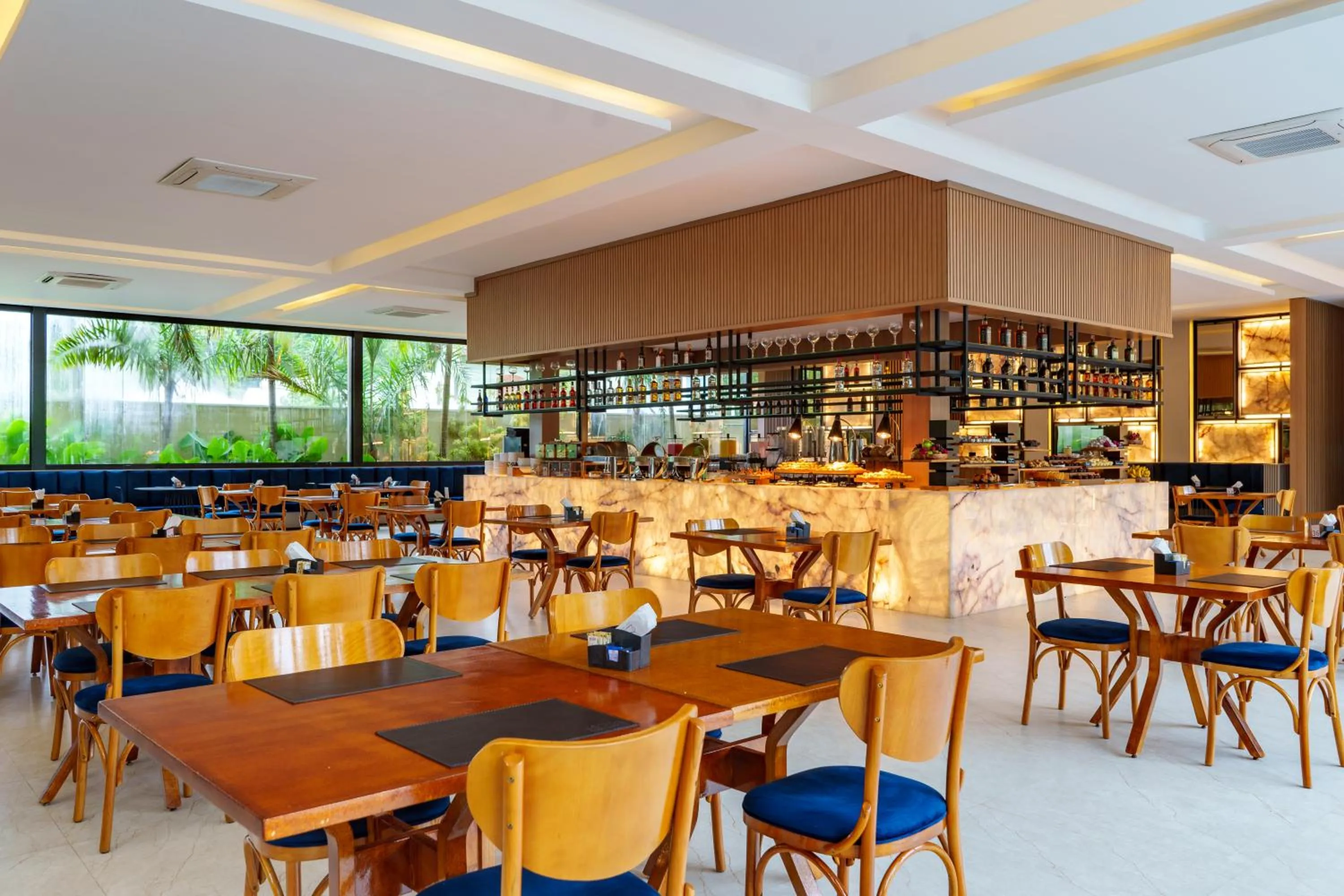 Restaurant/places to eat in Pousada Apple House Paraty