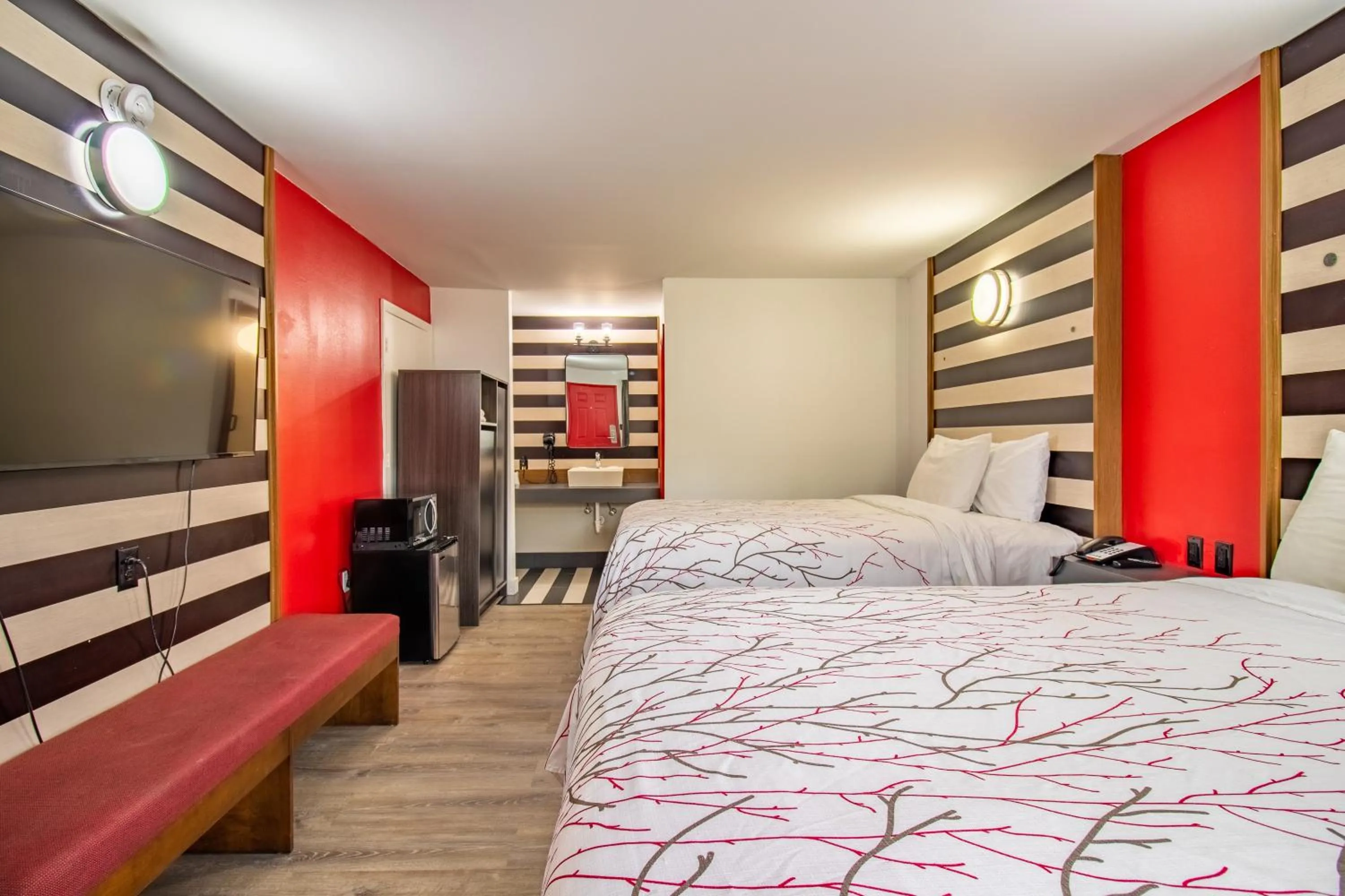 Bed in The Asheville Inn