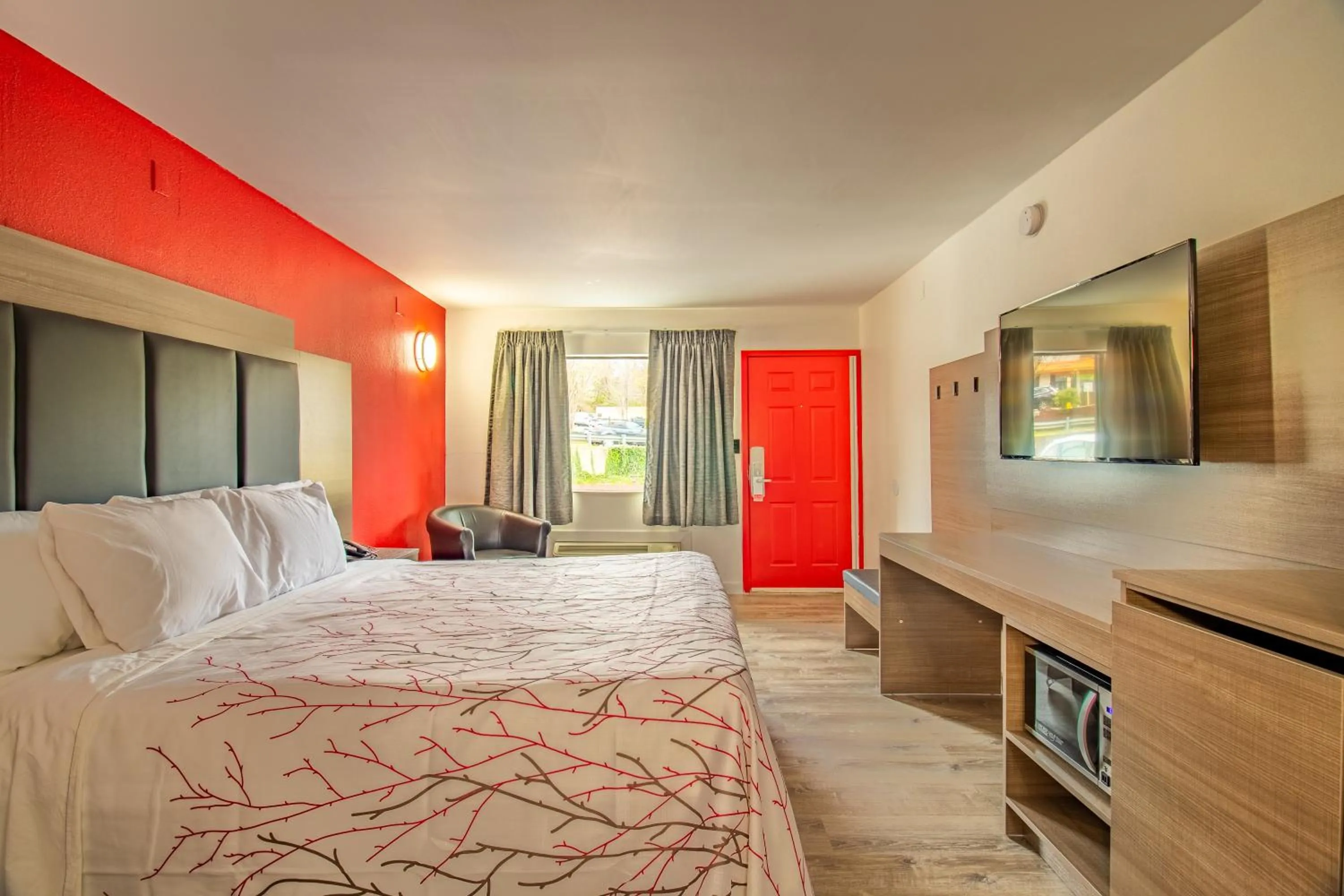 Bed in The Asheville Inn