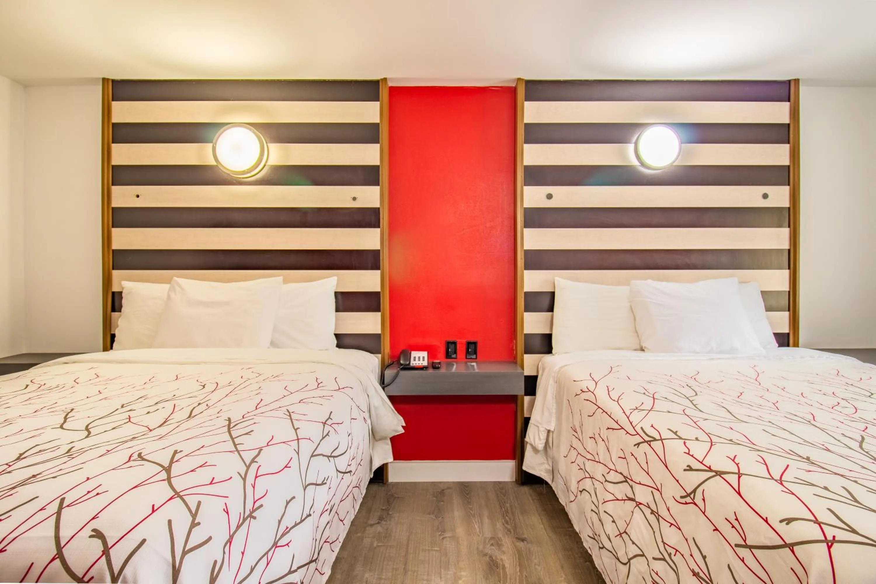 Bed in The Asheville Inn