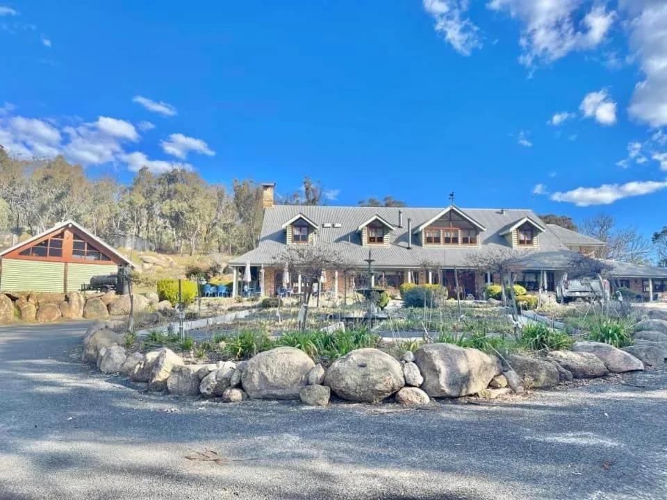 Girraween Country Inn