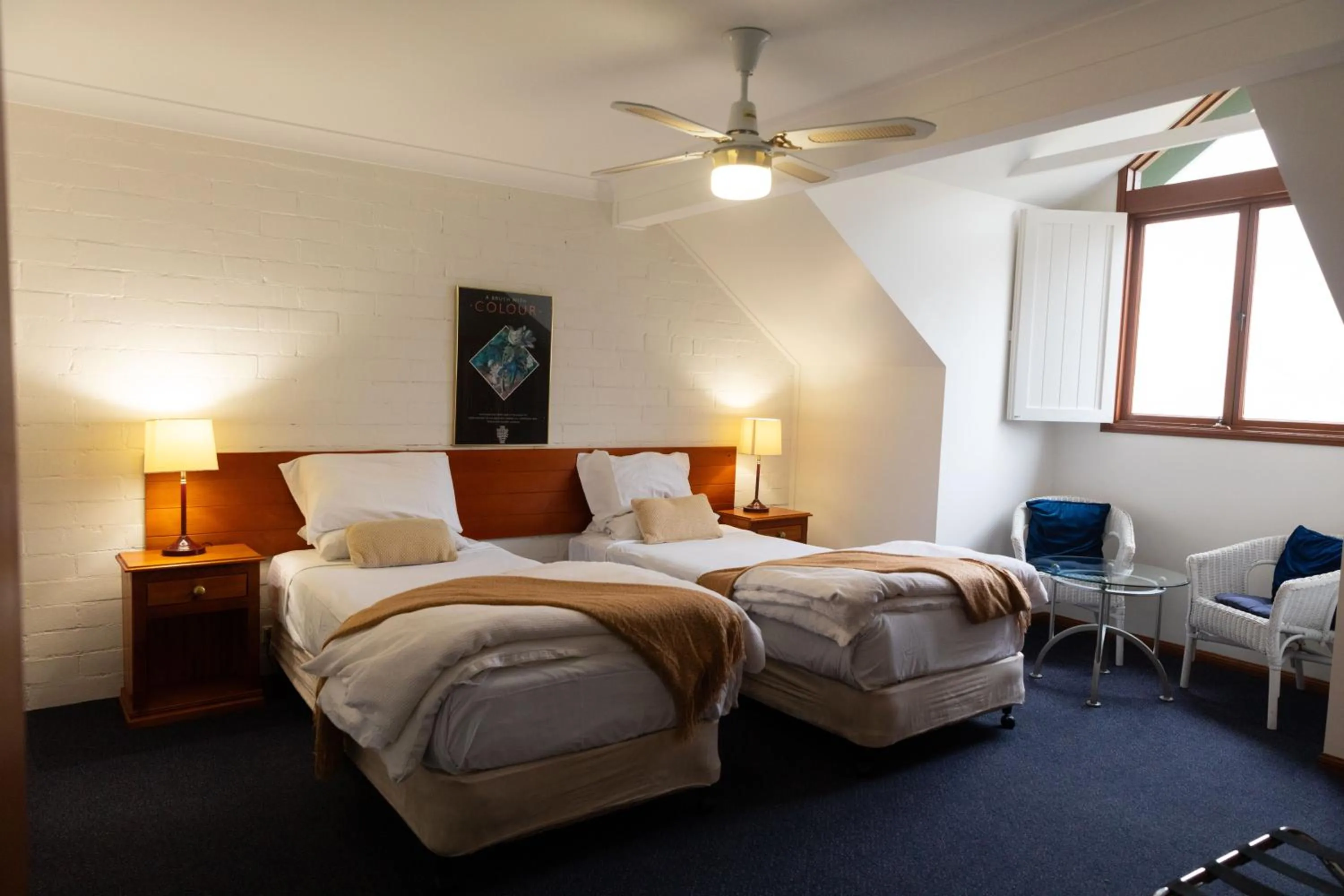 Bed in Girraween Country Inn