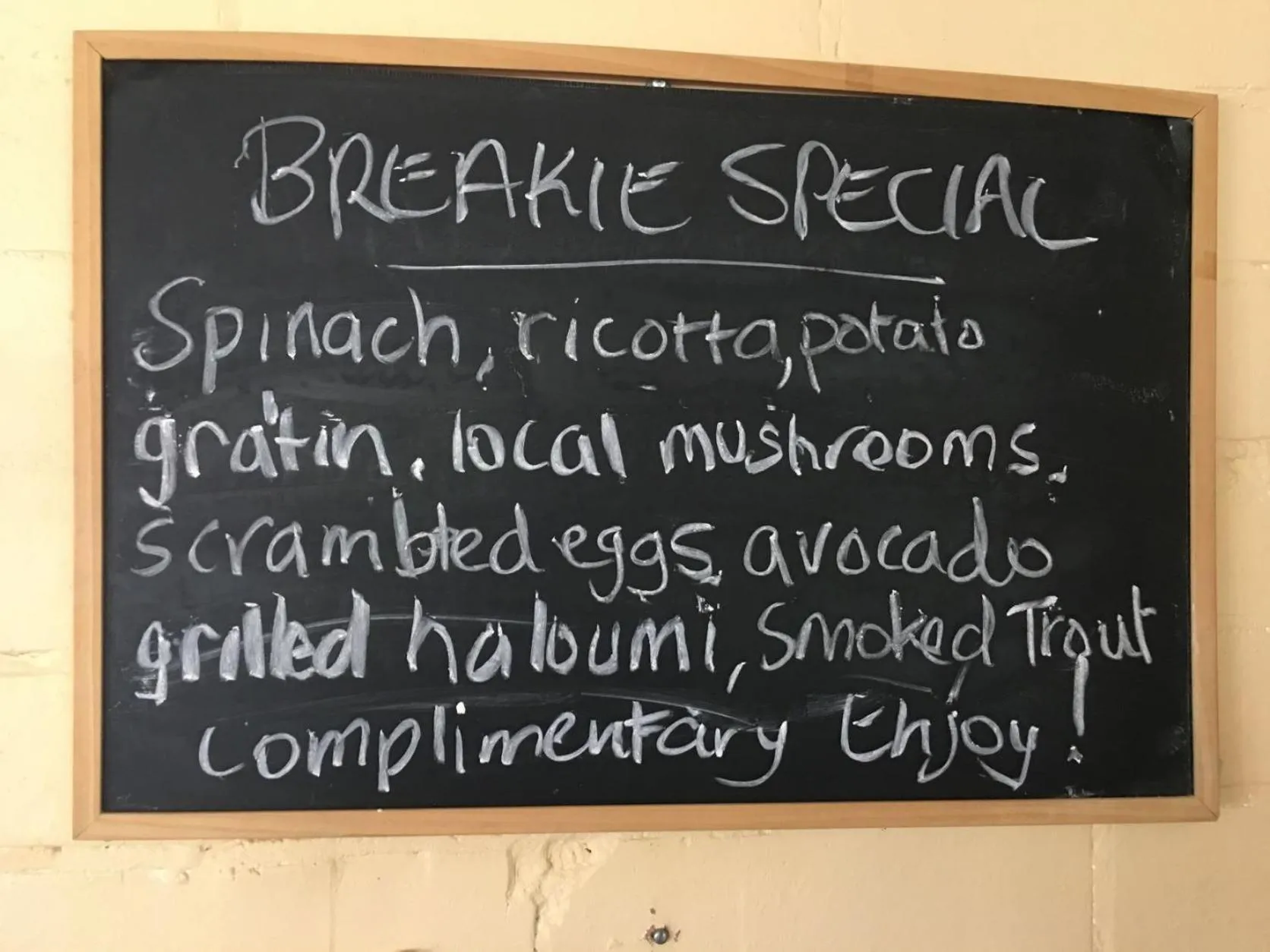 Restaurant/places to eat in Girraween Country Inn