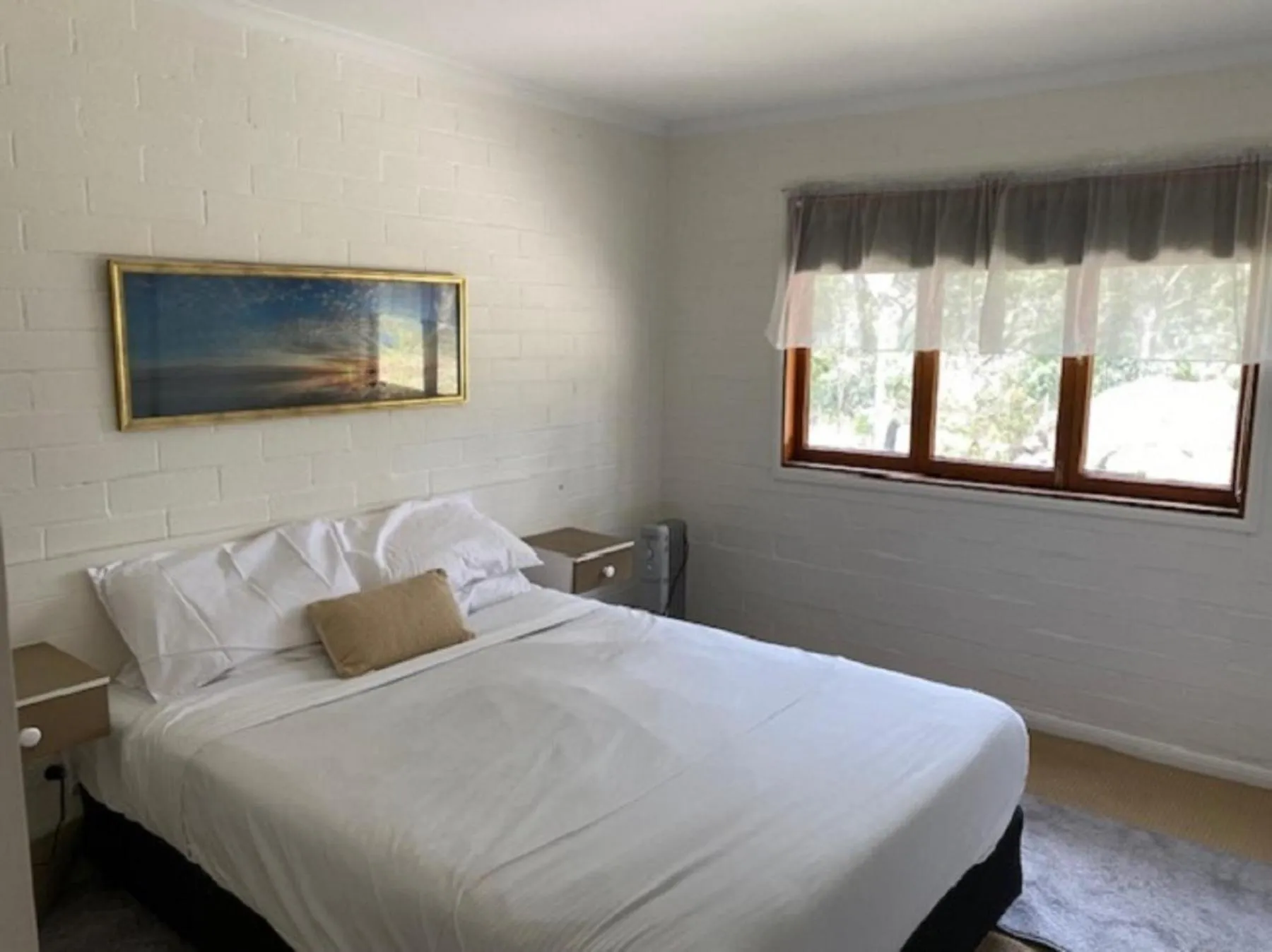 Bedroom, Bed in Girraween Country Inn