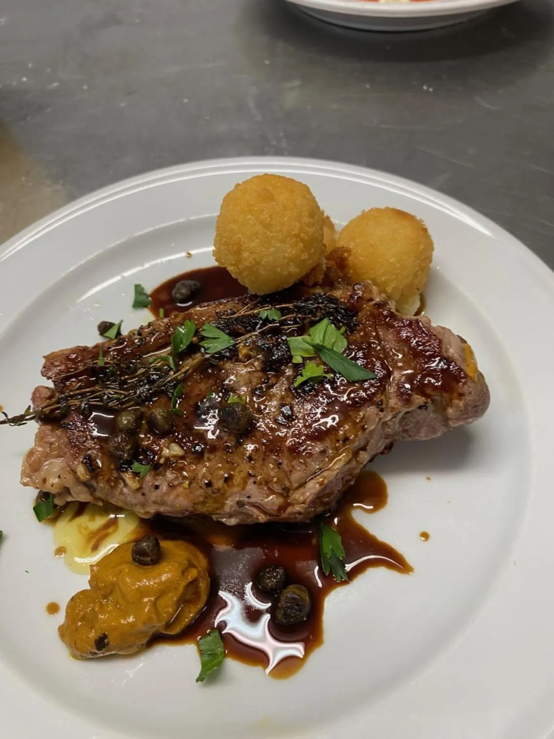 Dinner in Girraween Country Inn