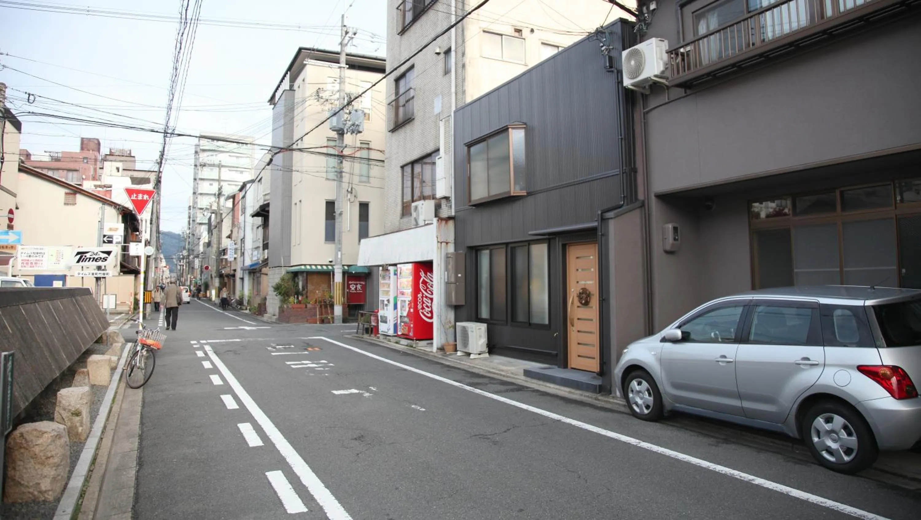 Facade/entrance in CHELSEA24