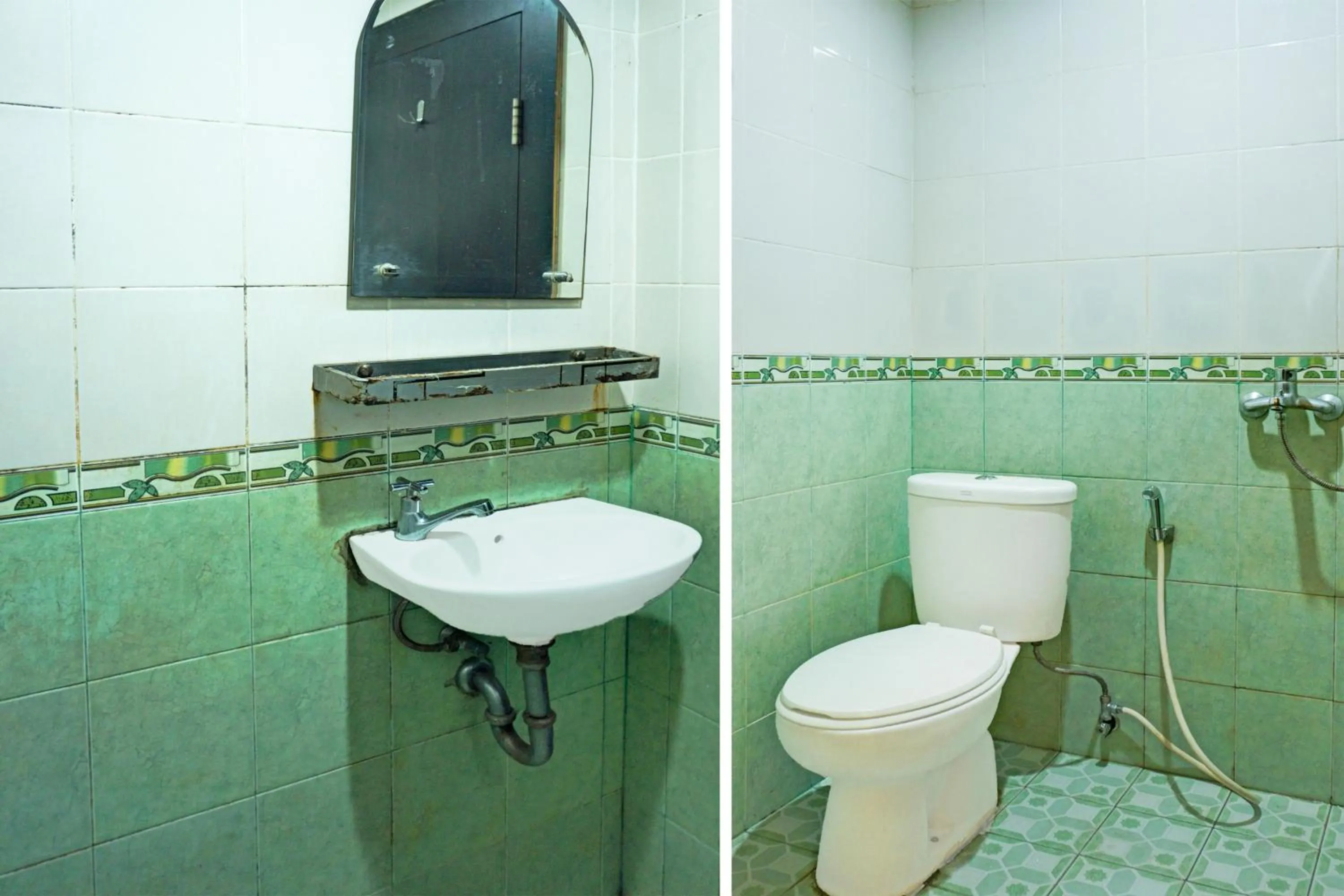Bathroom in Collection O R.Sukamto Near Palembang Trade Center Mall