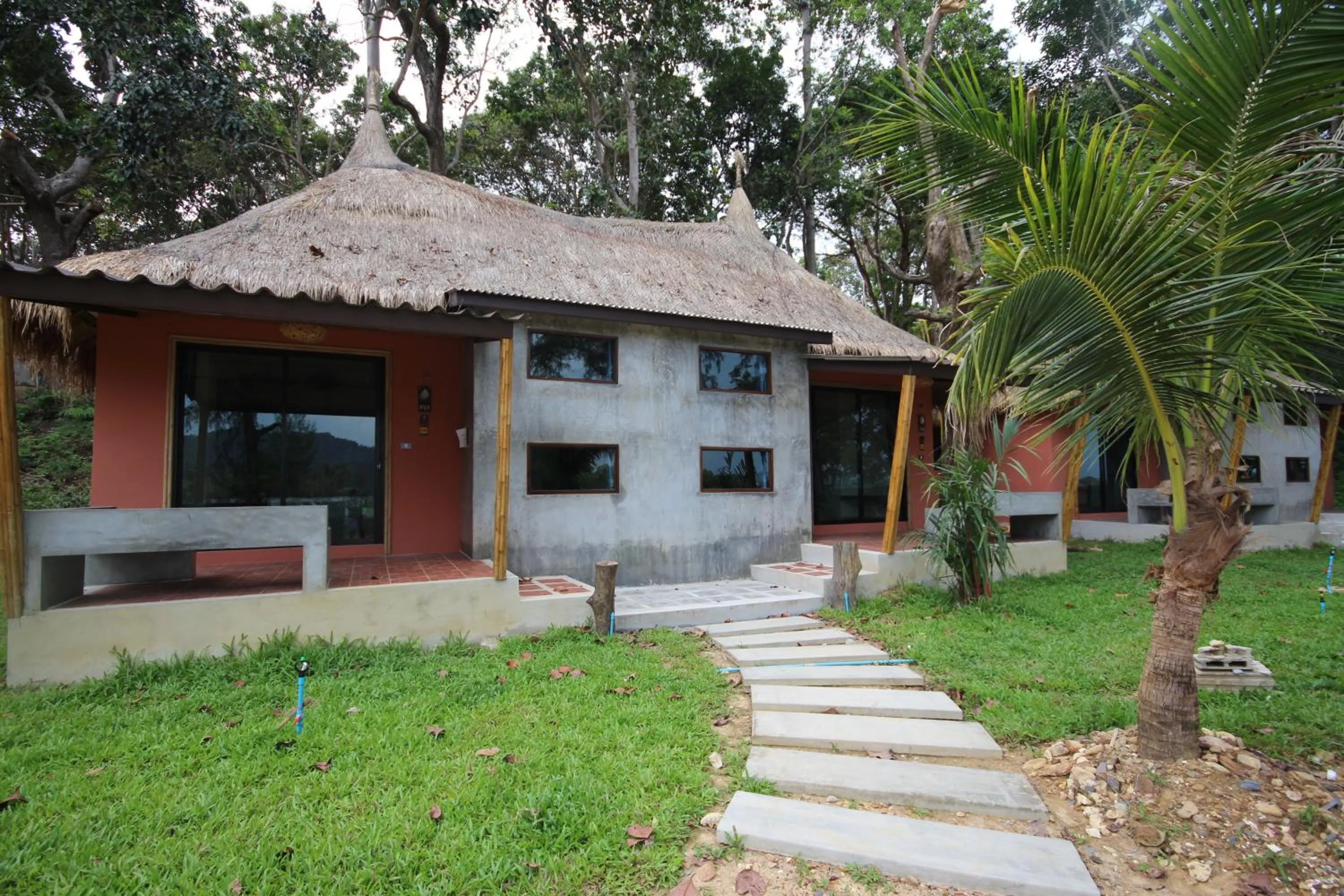 Photo of the whole room, Property Building in Coco Cape Lanta Resort (SHA Extra Plus)