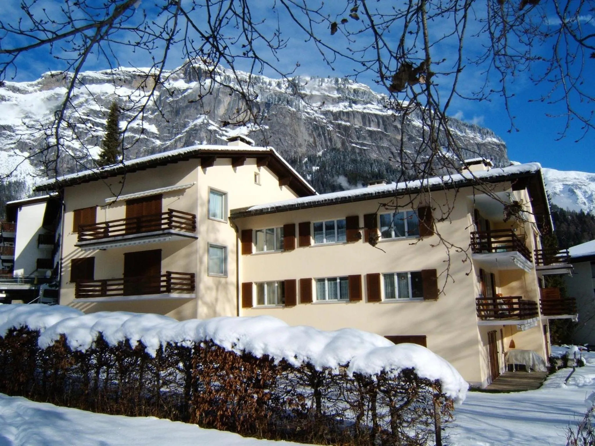 Property building in Arcula