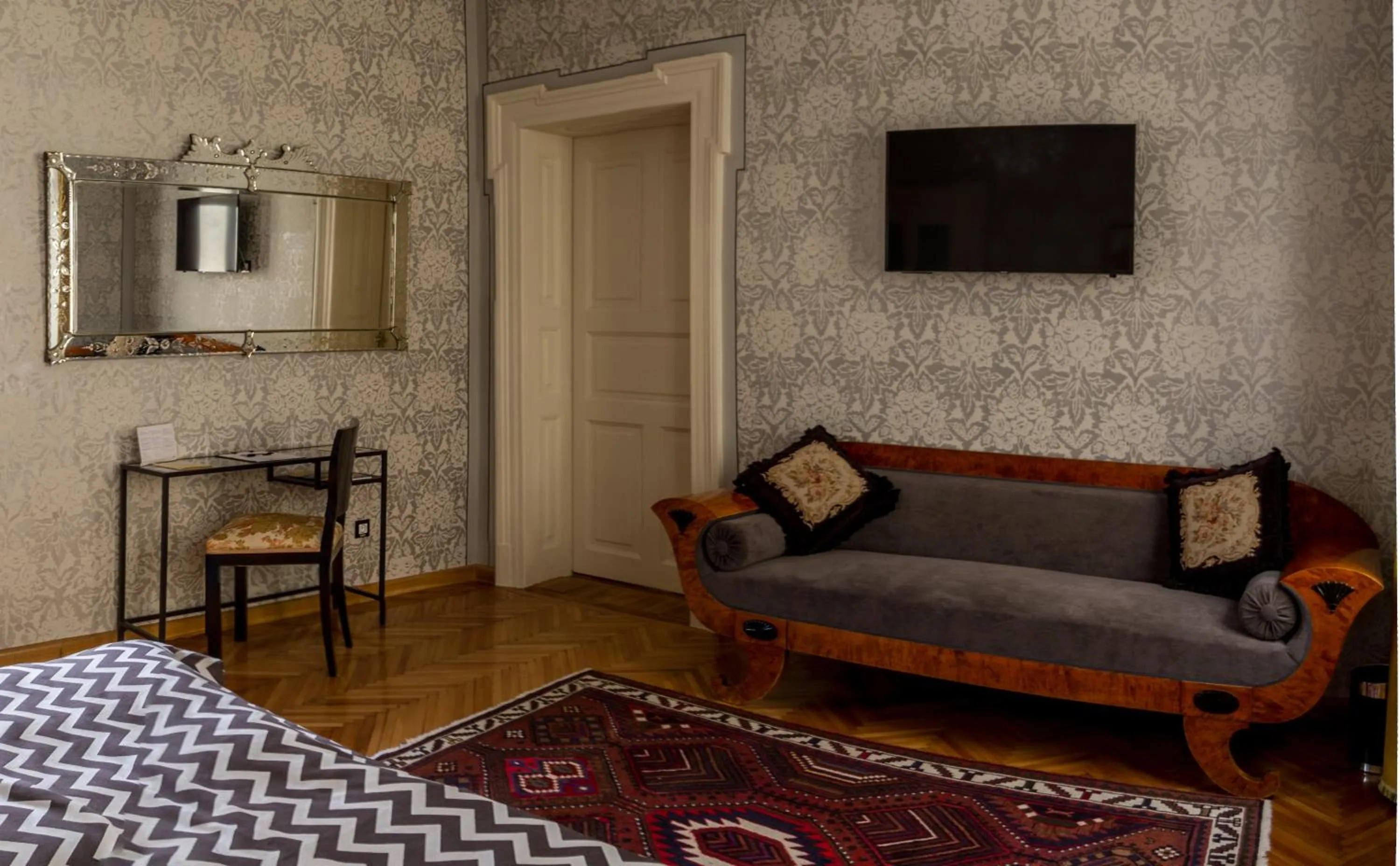 Photo of the whole room, Bed in Vila Katharina