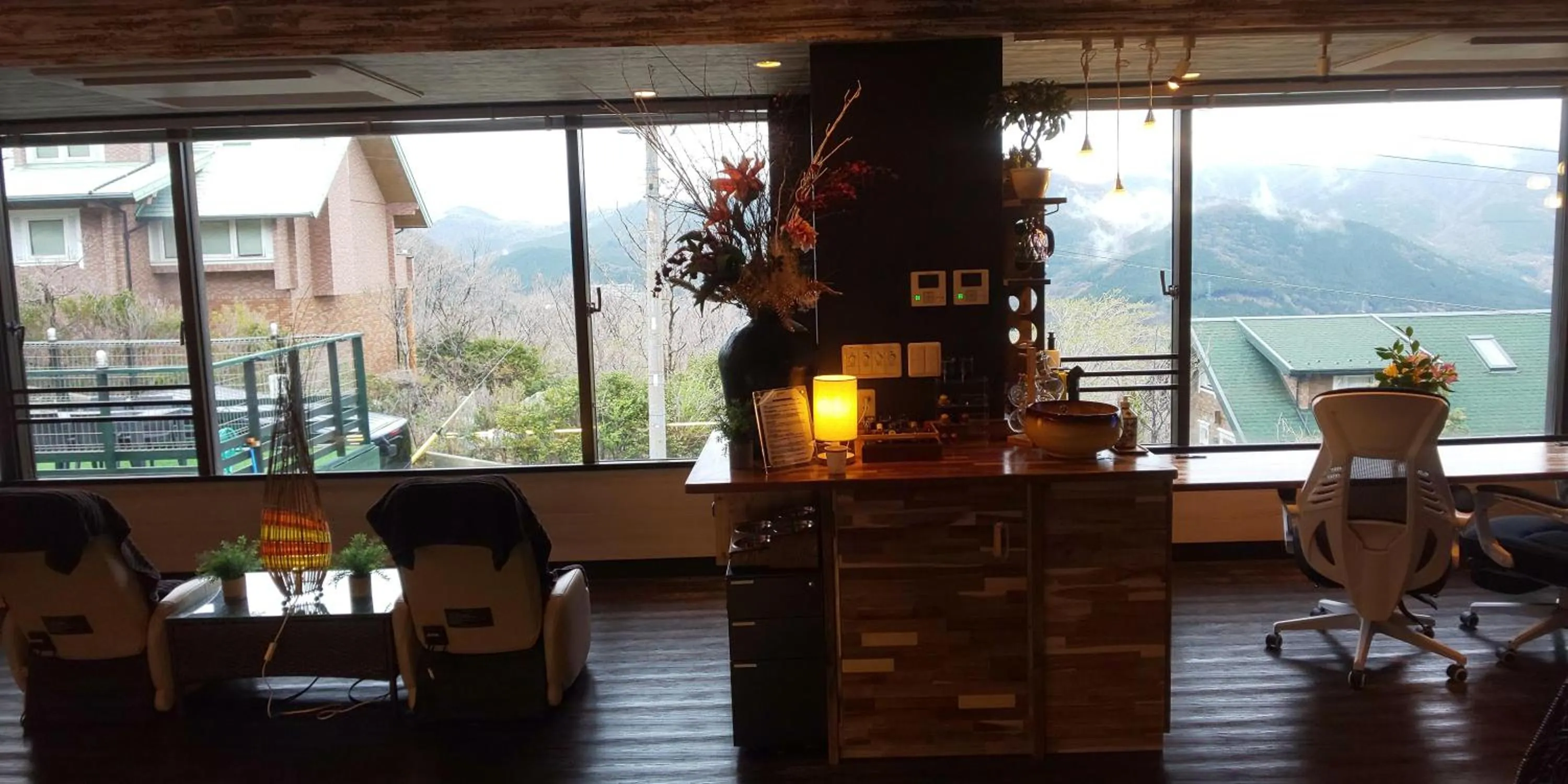 Hakone Gora Guam Dog