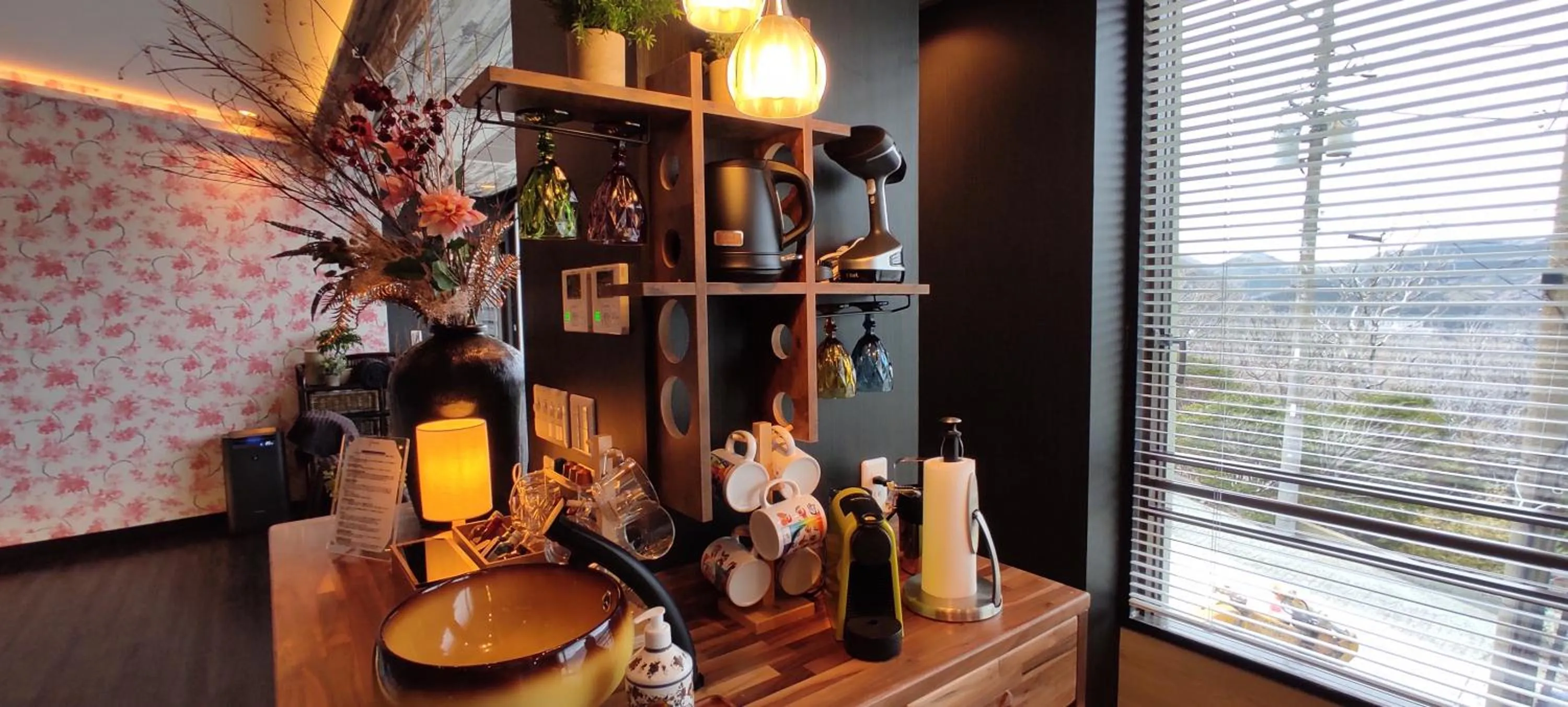 Hakone Gora Guam Dog