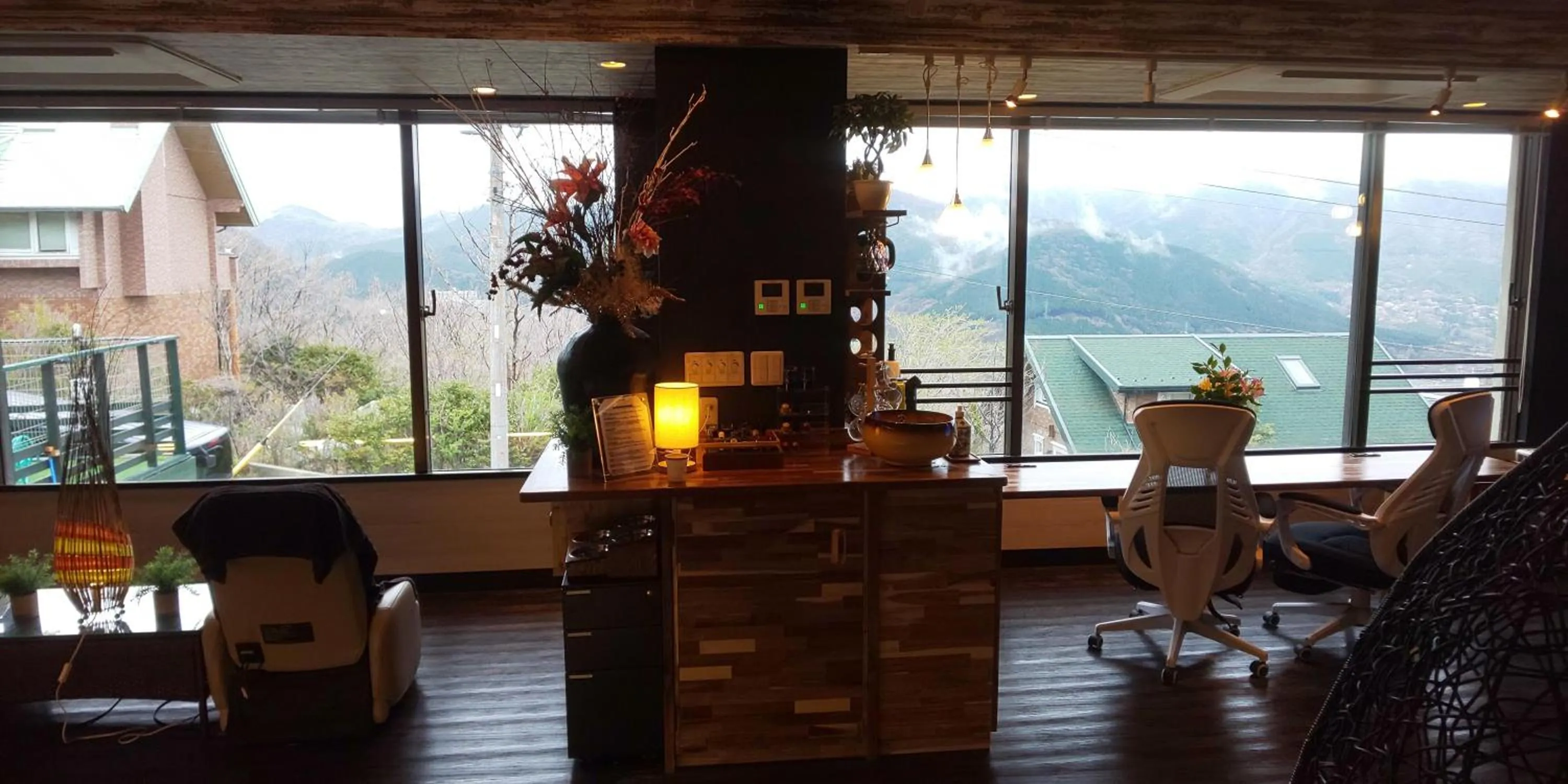 Hakone Gora Guam Dog