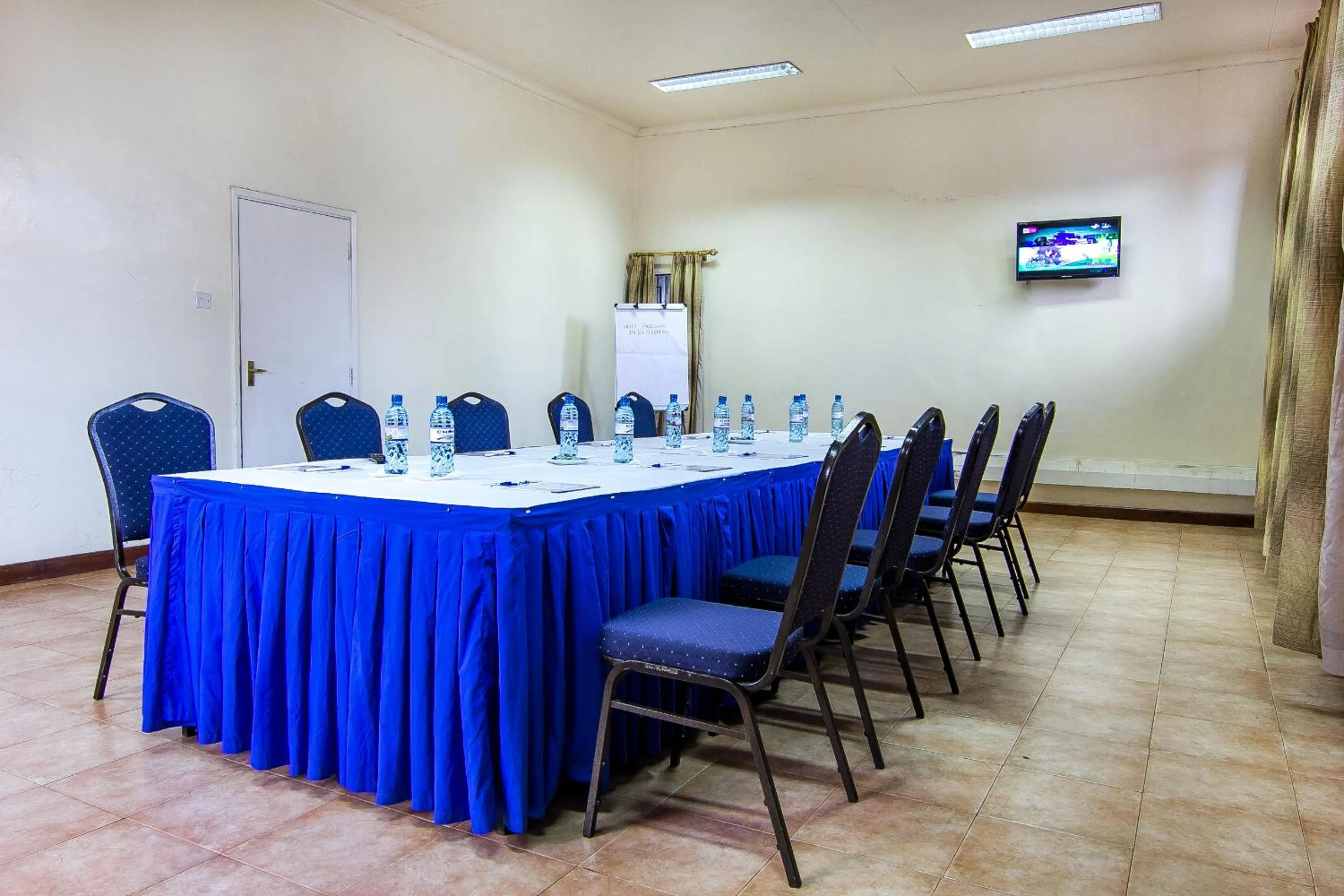 Meeting/conference room in Chak Guesthouse & Conference Center