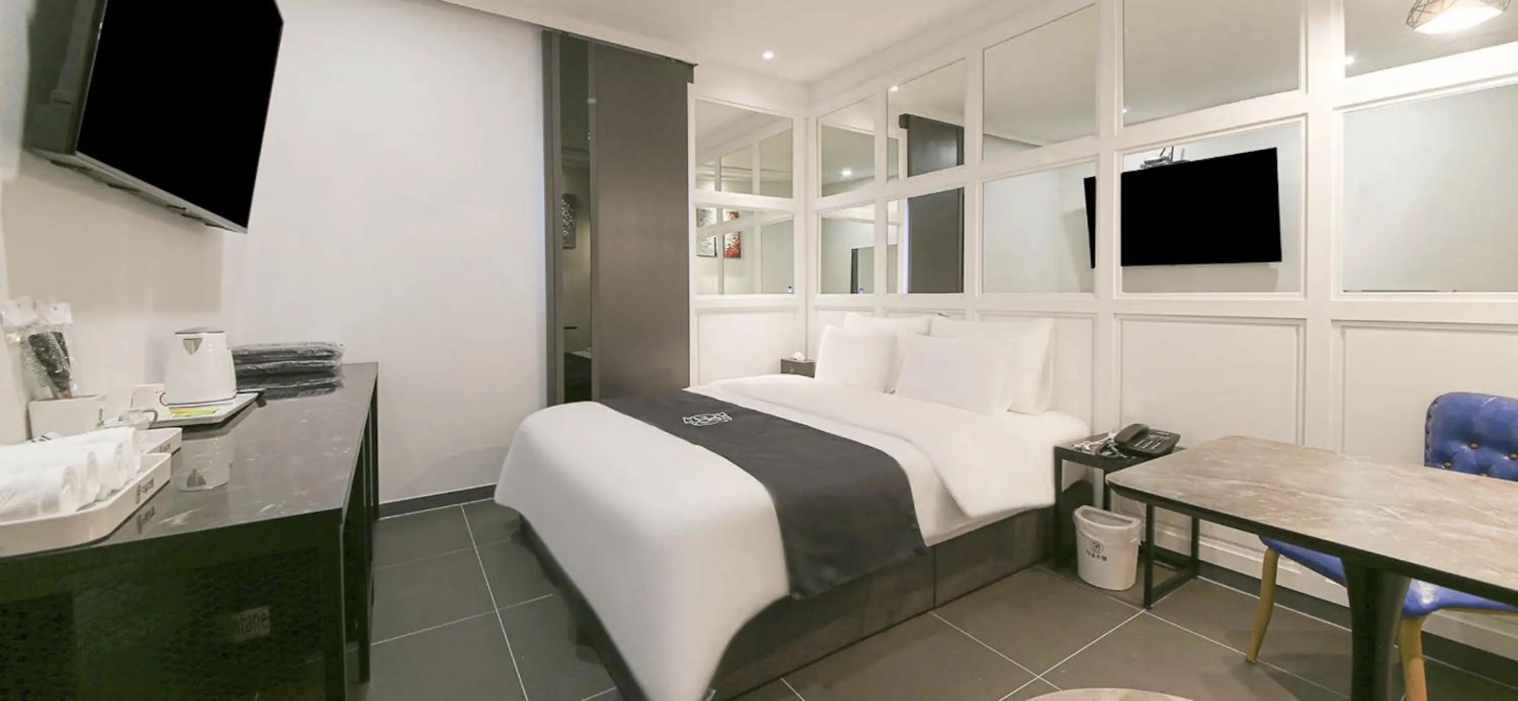 Bed in Gunsan Daol Hotel