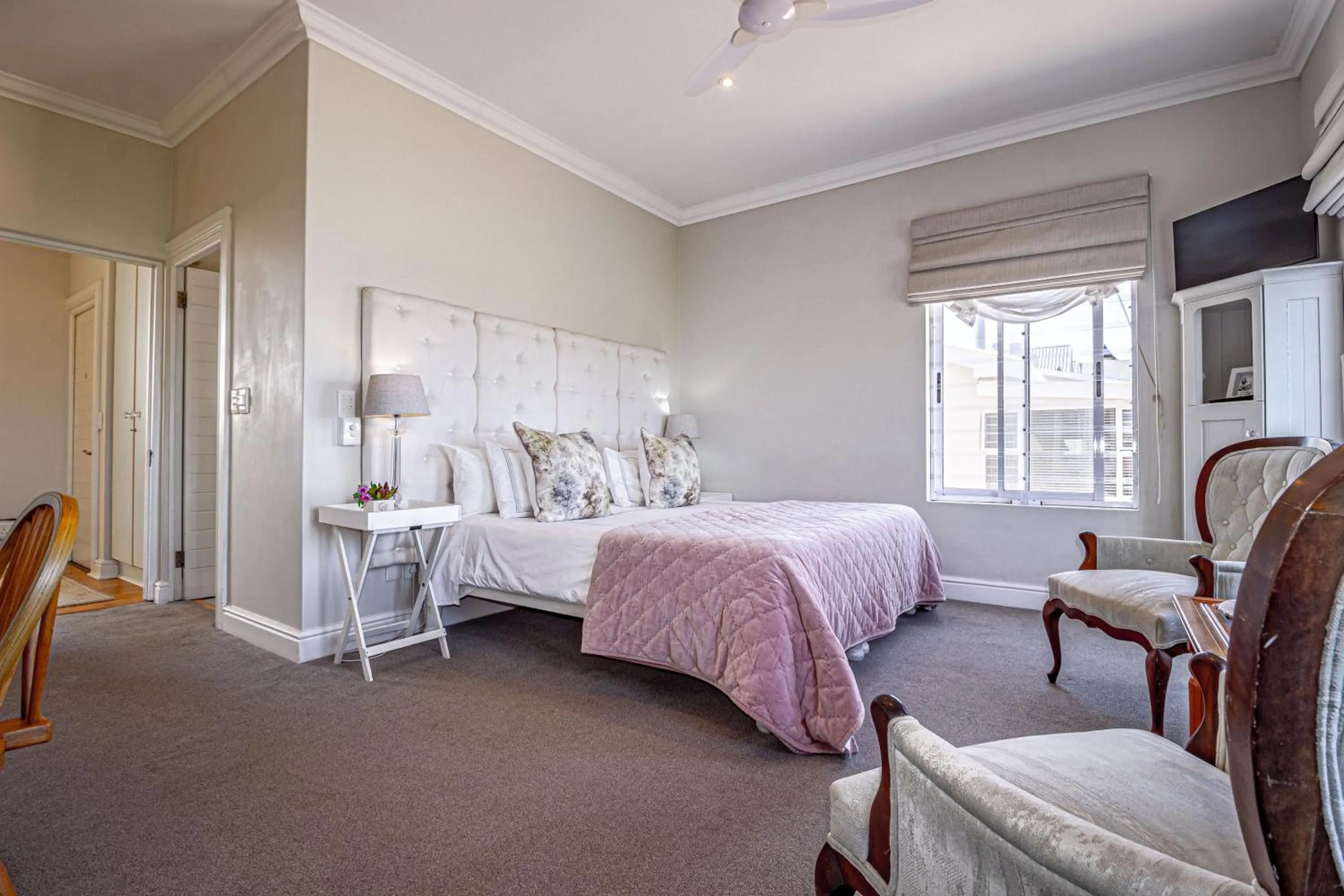 Bed in 138 Marine Beachfront Guesthouse