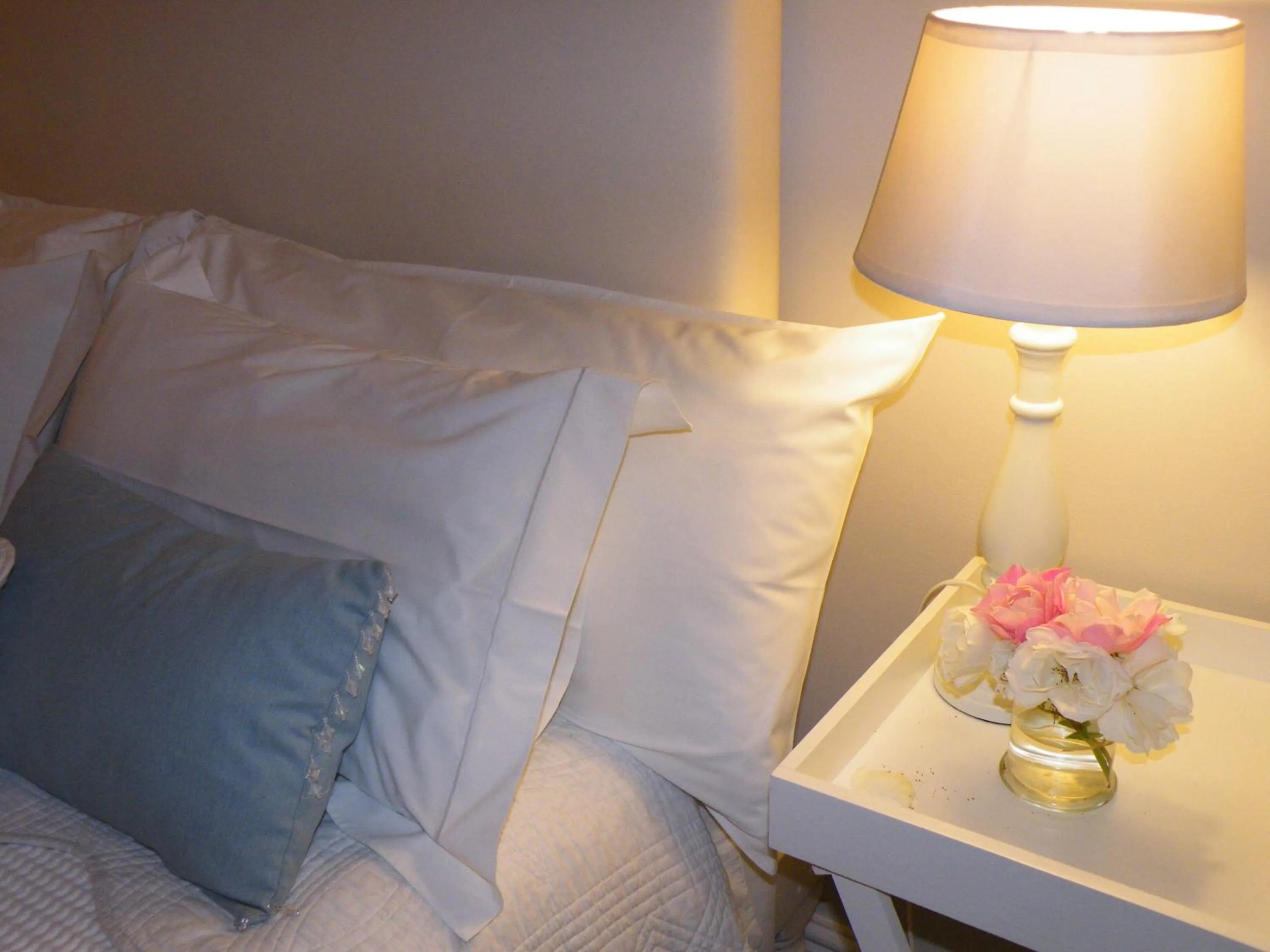 Bed in 138 Marine Beachfront Guesthouse