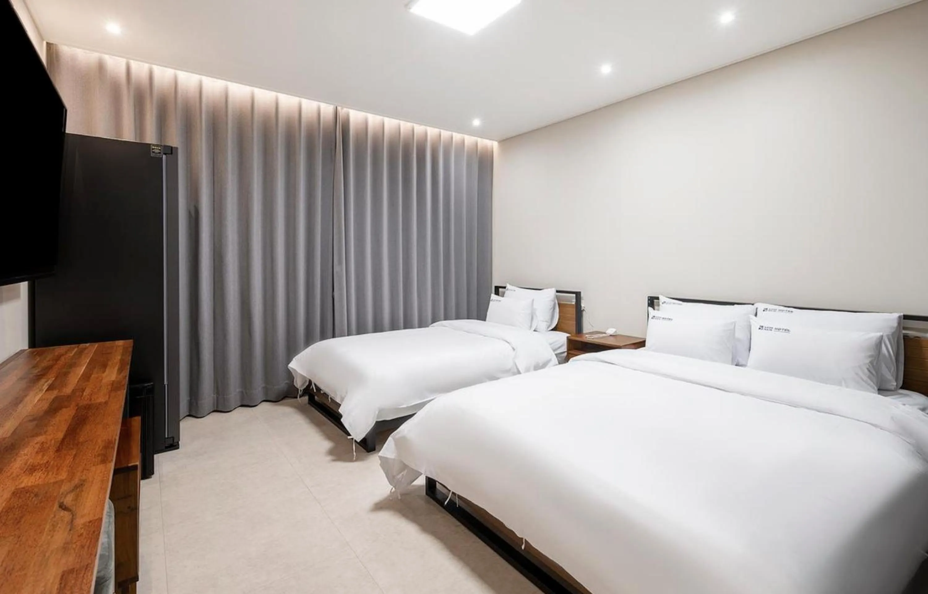 Bed in Gunsan LAONHAJE