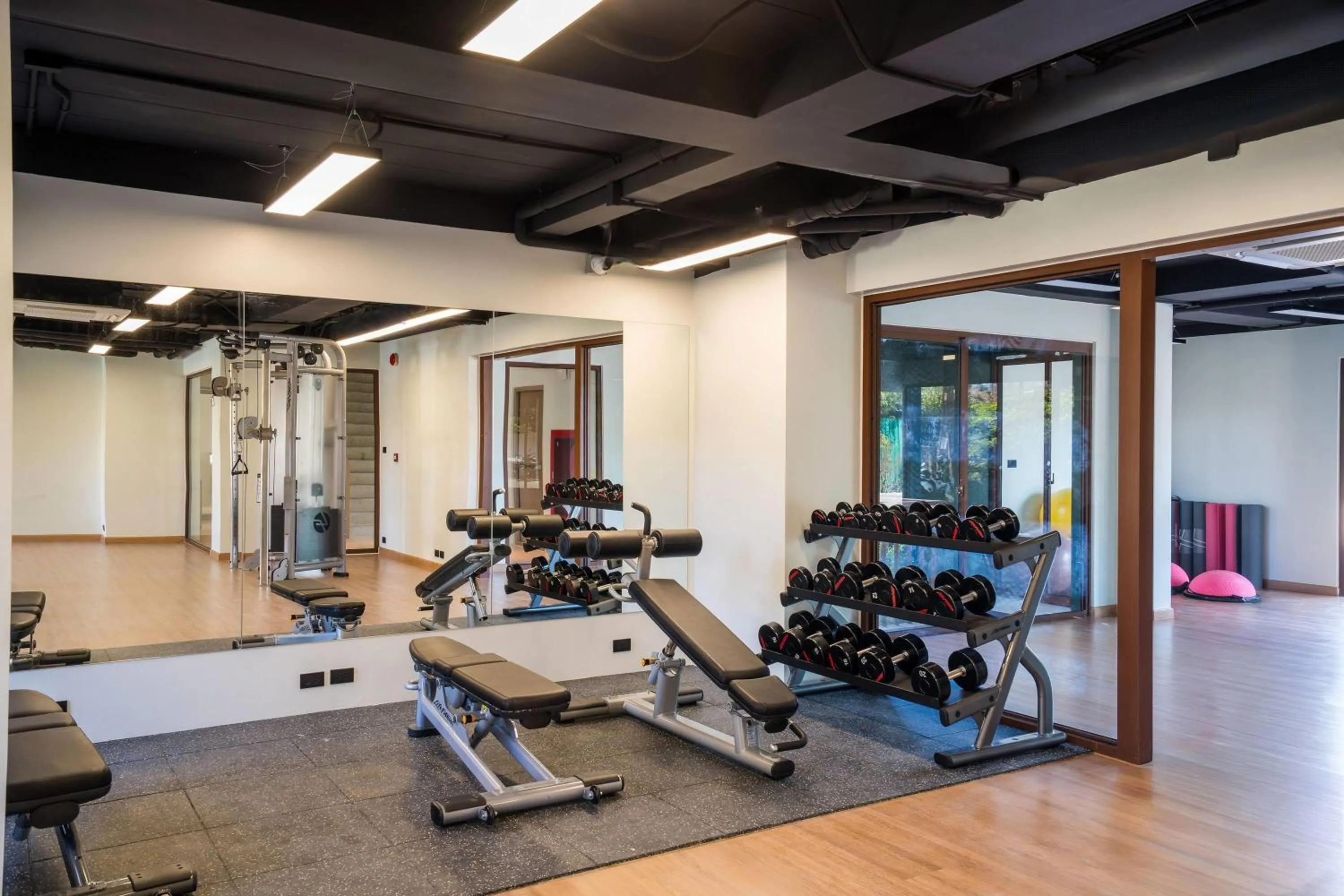 Fitness centre/facilities in Wyndham Garden Samui Wing