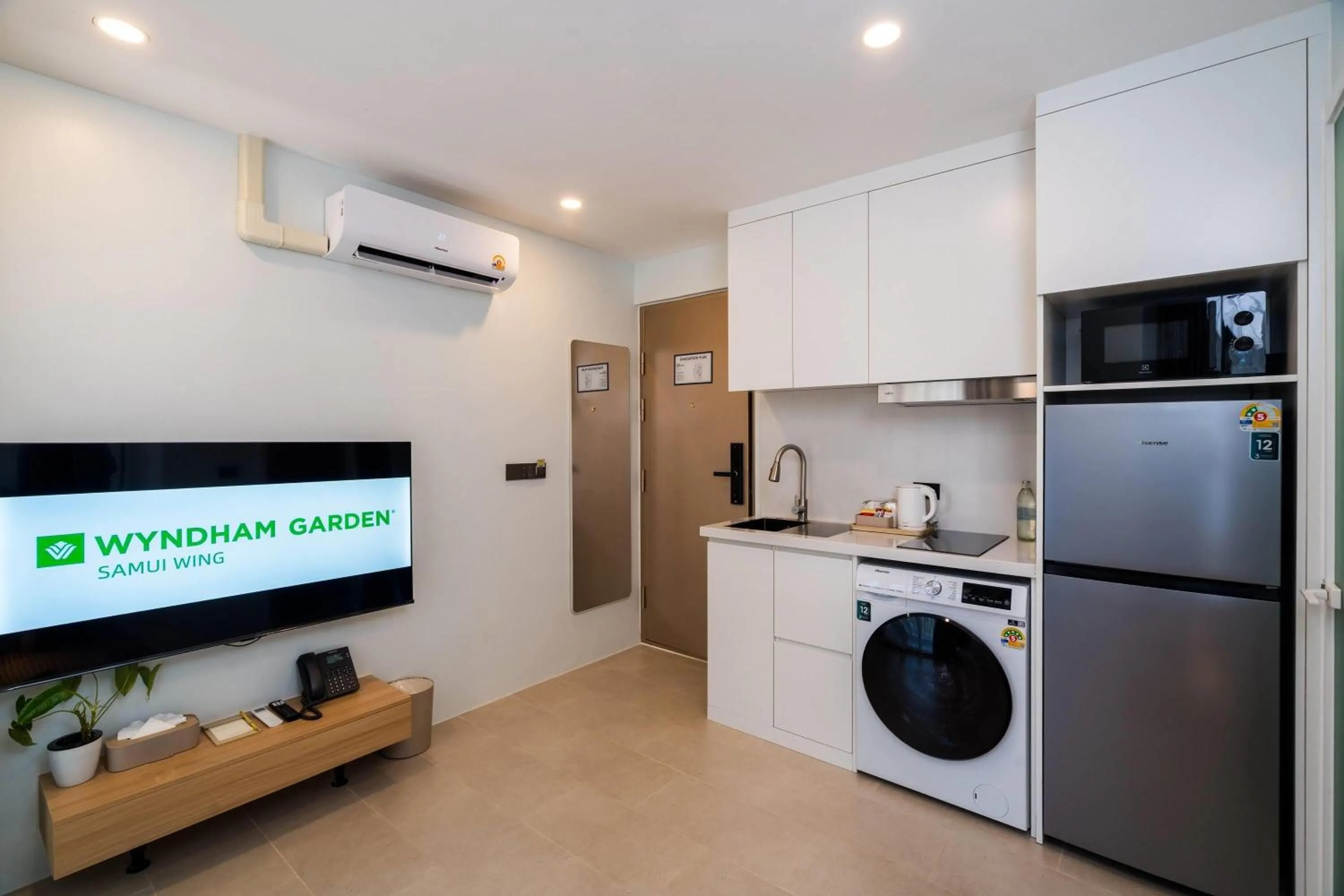 Photo of the whole room in Wyndham Garden Samui Wing