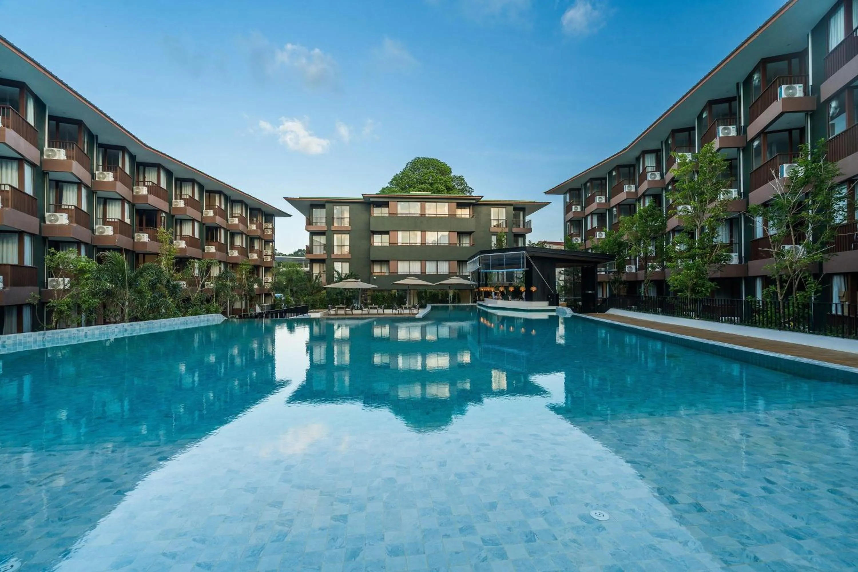 Property building in Wyndham Garden Samui Wing
