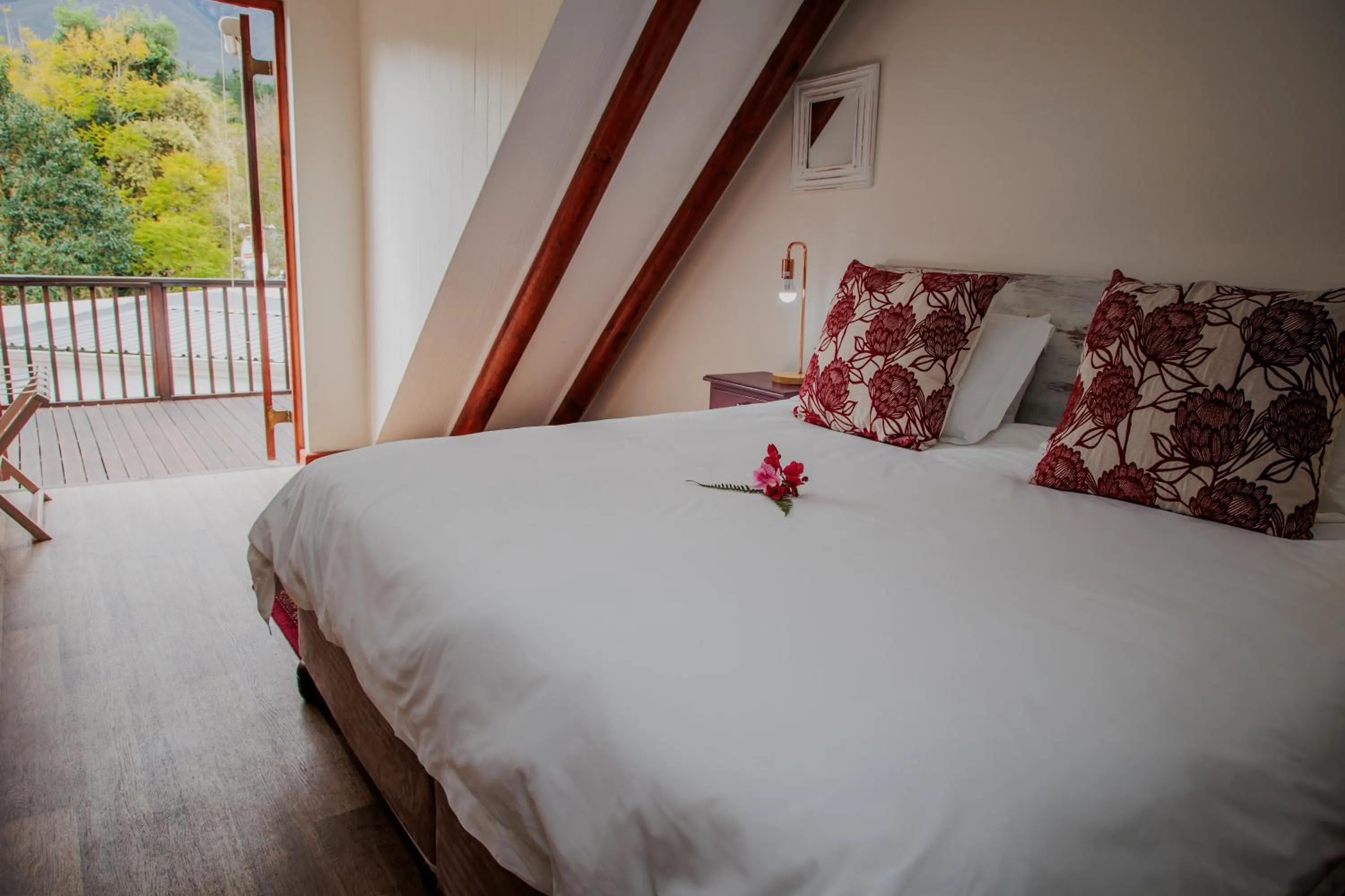 Bed in Aan de Oever Guesthouse