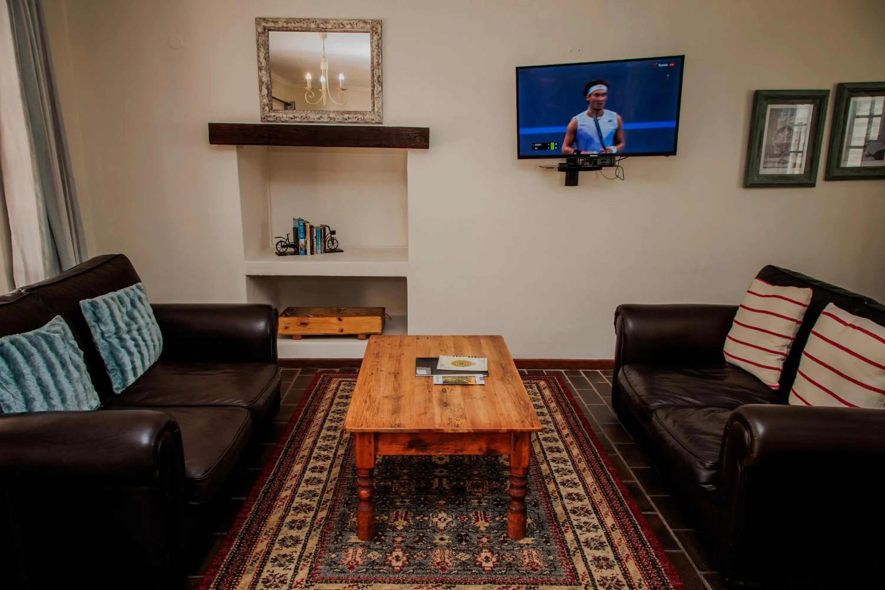 TV and multimedia in Aan de Oever Guesthouse