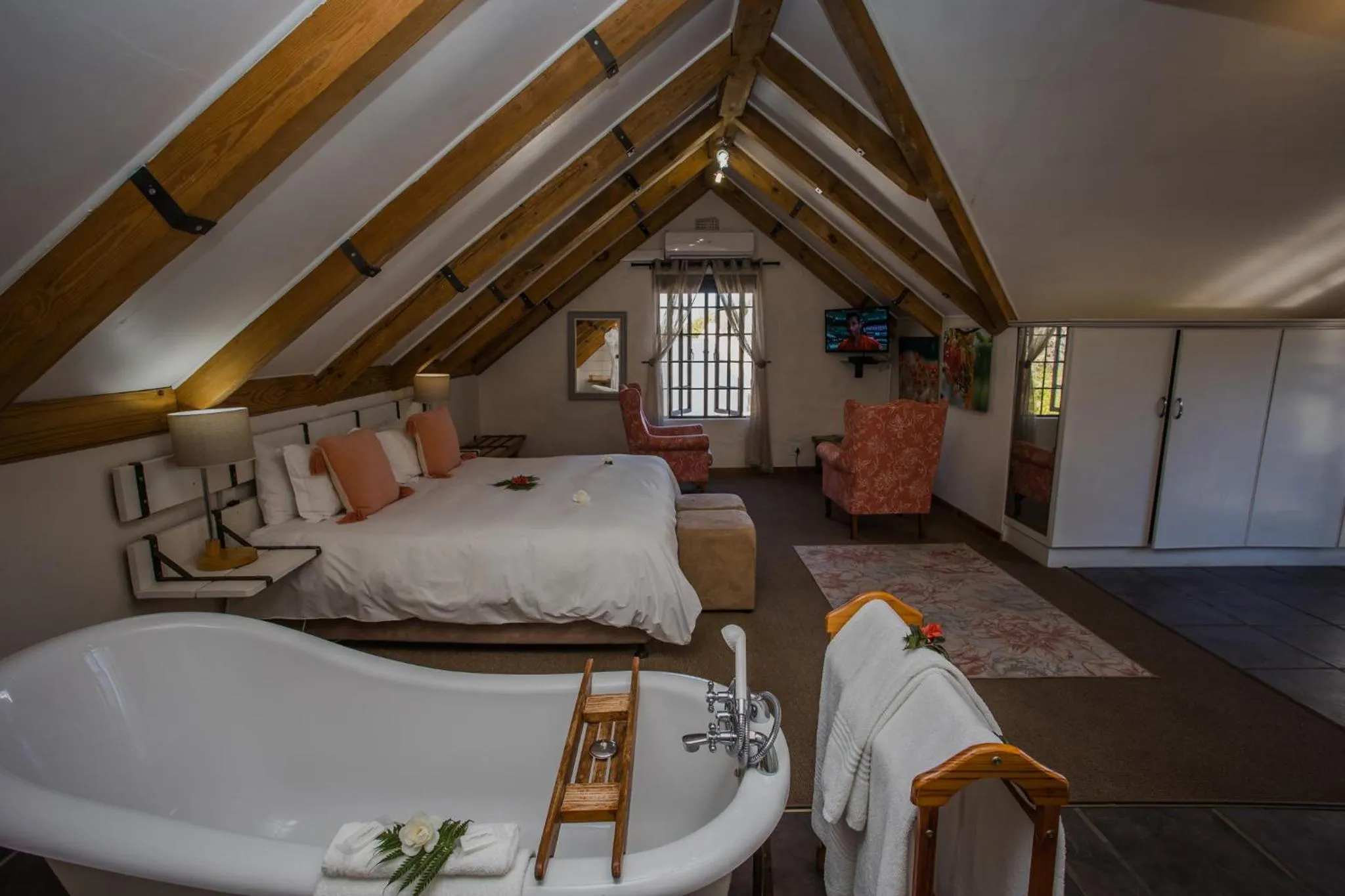 Bedroom, Bed in Aan de Oever Guesthouse