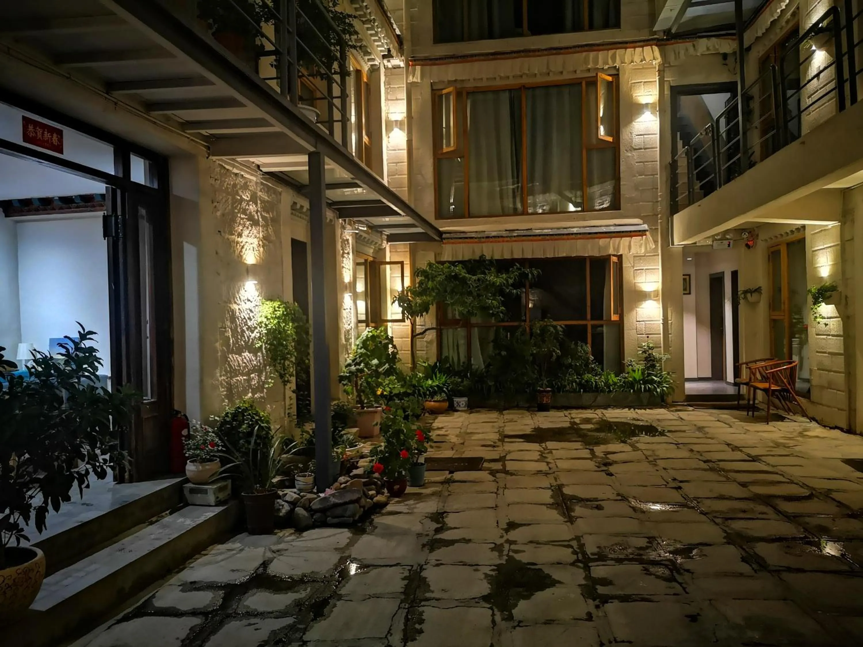 Property building in Fengma Feiyang Hostel