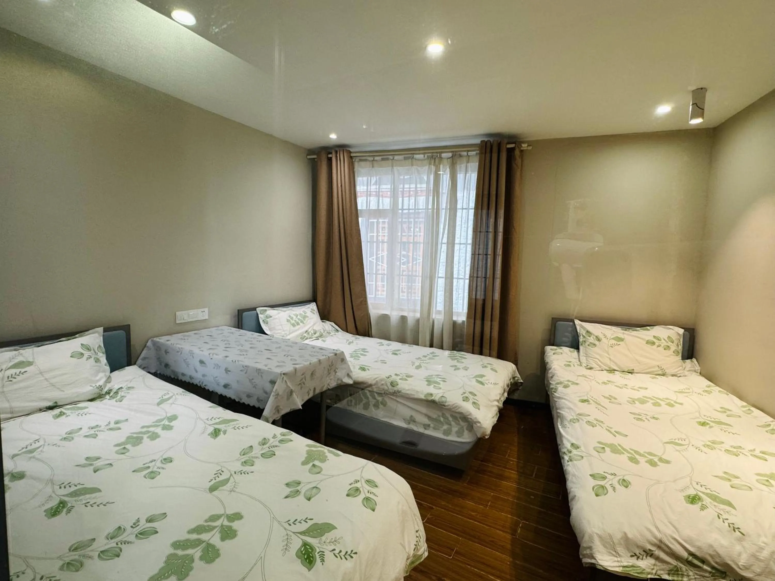 Bed in Fengma Feiyang Hostel