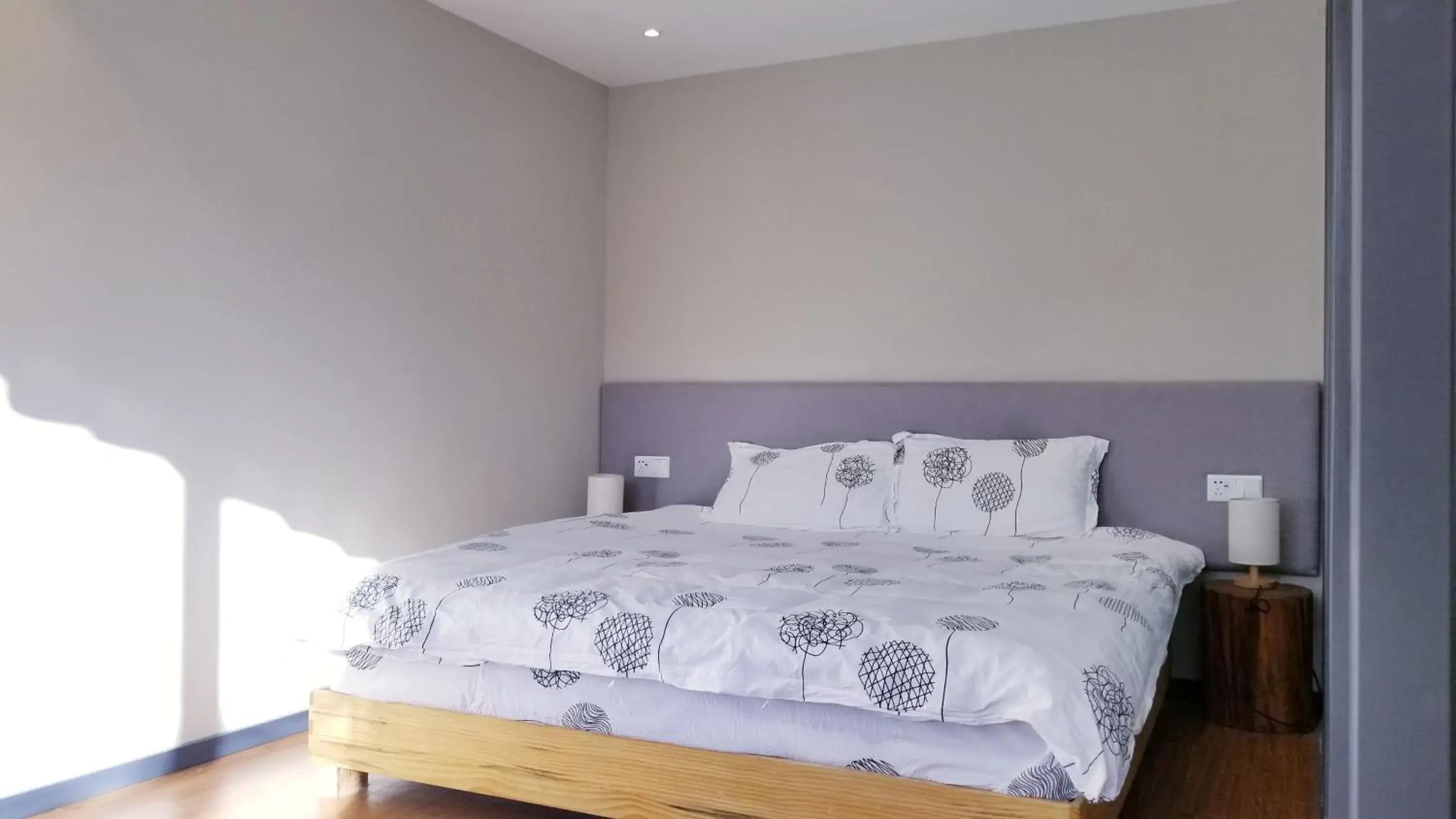 Large Double Room in Fengma Feiyang Hostel Large Double Room in Fengma Feiyang Hostel