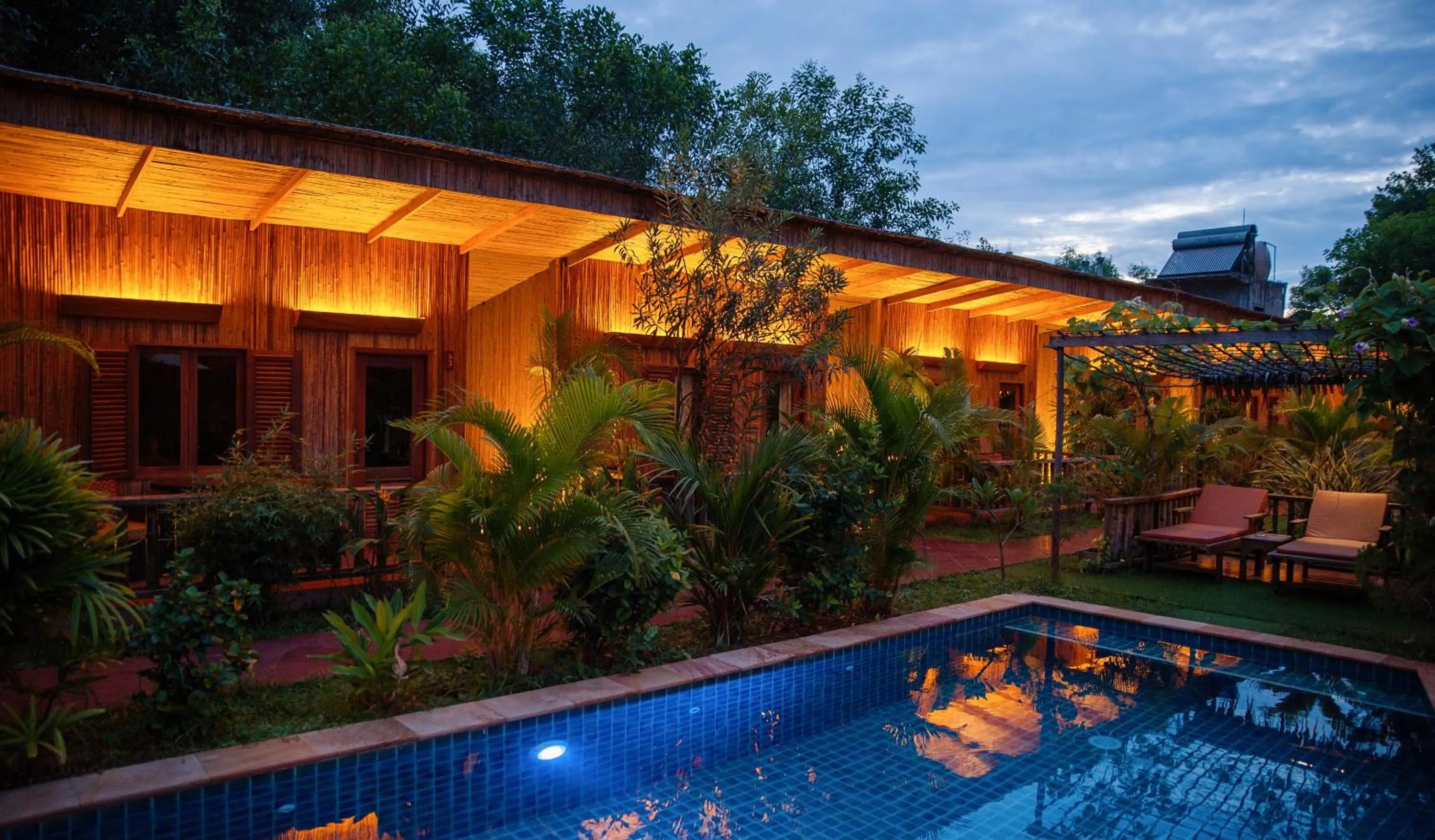 Sunset in Sok Sabay Resort