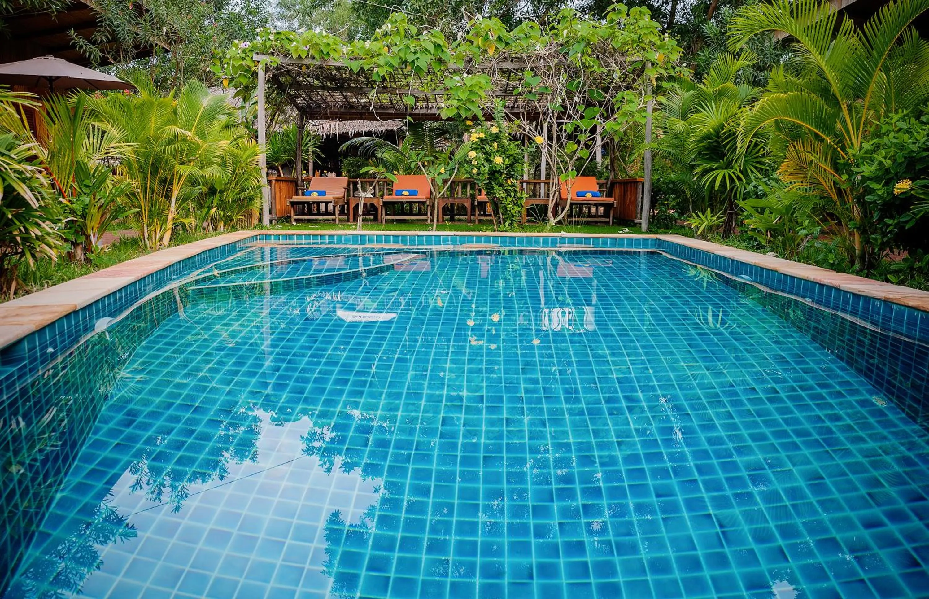 Swimming pool in Sok Sabay Resort