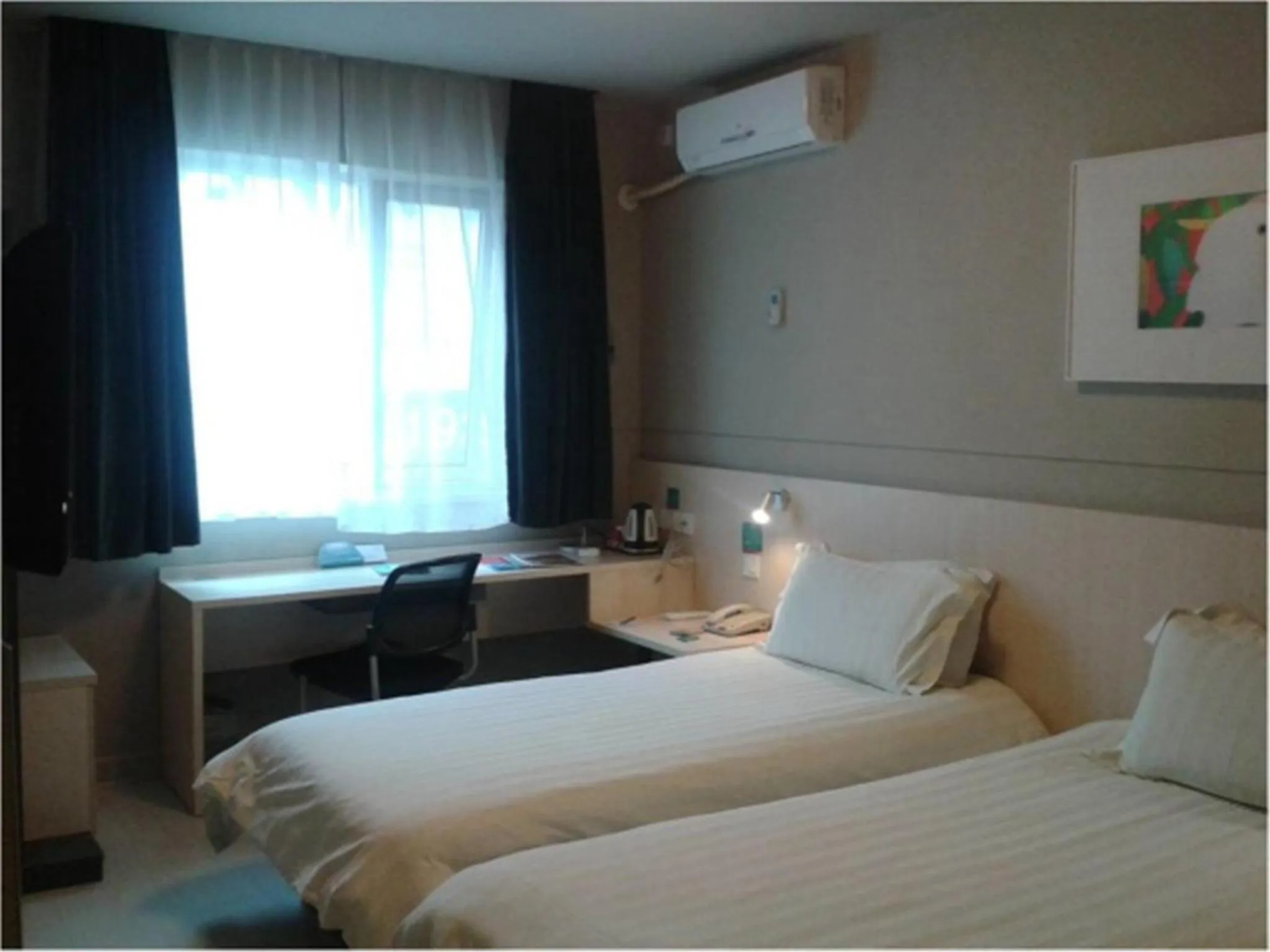 Bed in Jinjiang Inn Xiamen North Railway Station Jiageng Sports Stadium