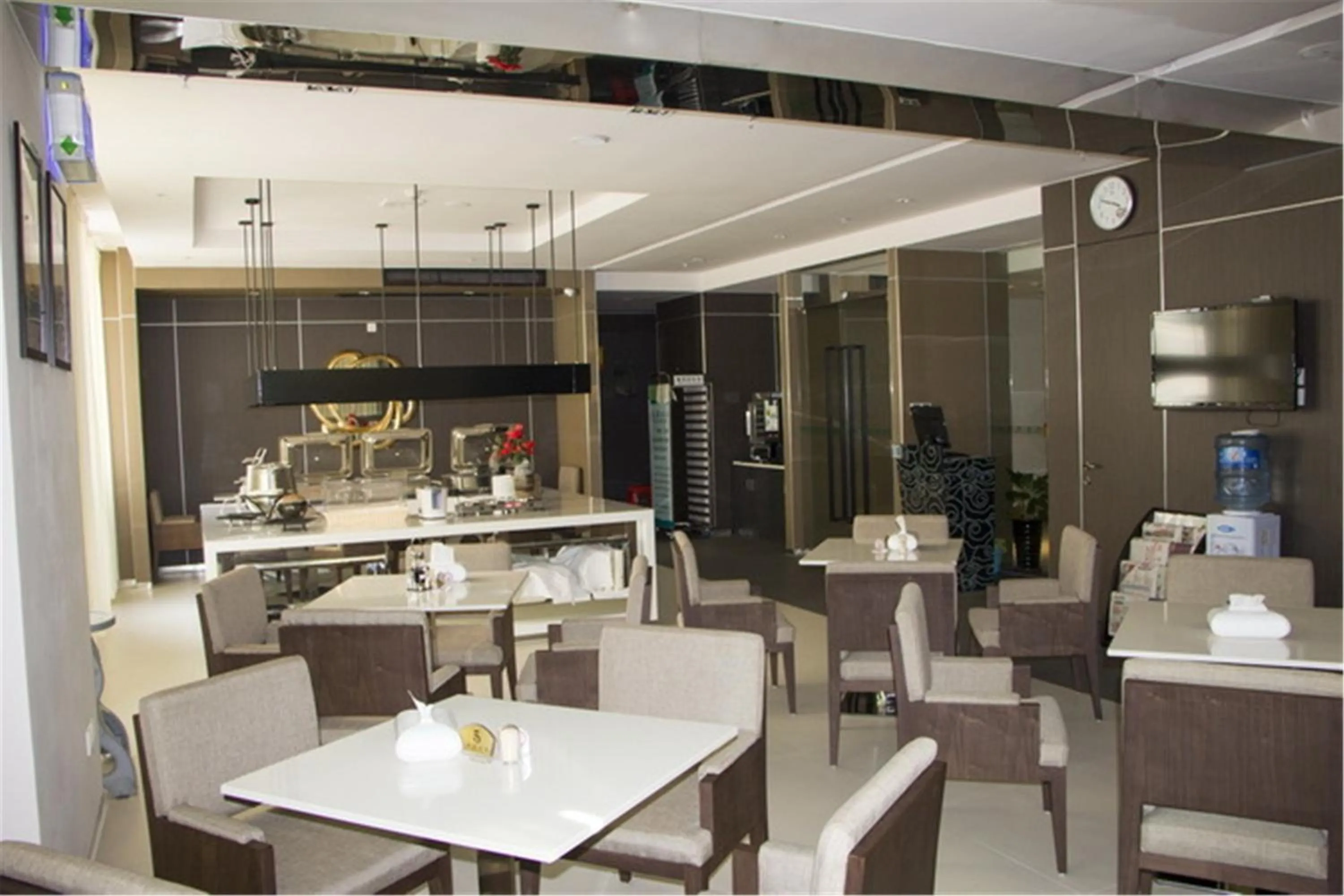 Decorative detail in Jinjiang Inn Fuzhou Cangshan Olympic Centre