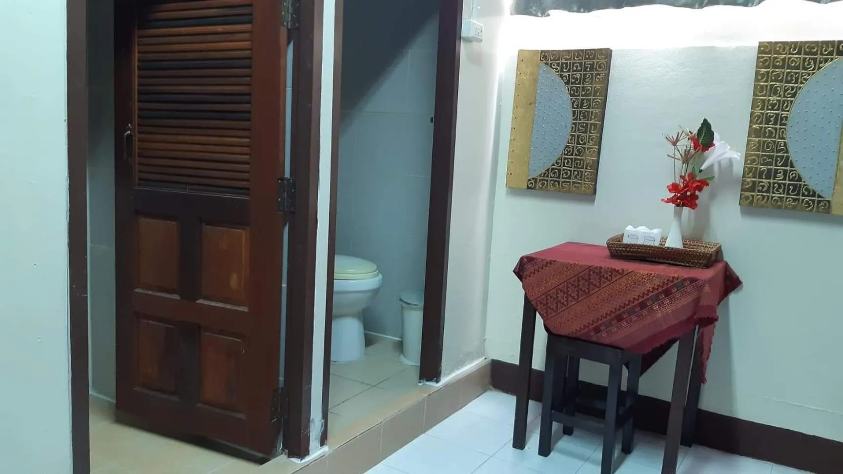 Toilet in The North Hotel