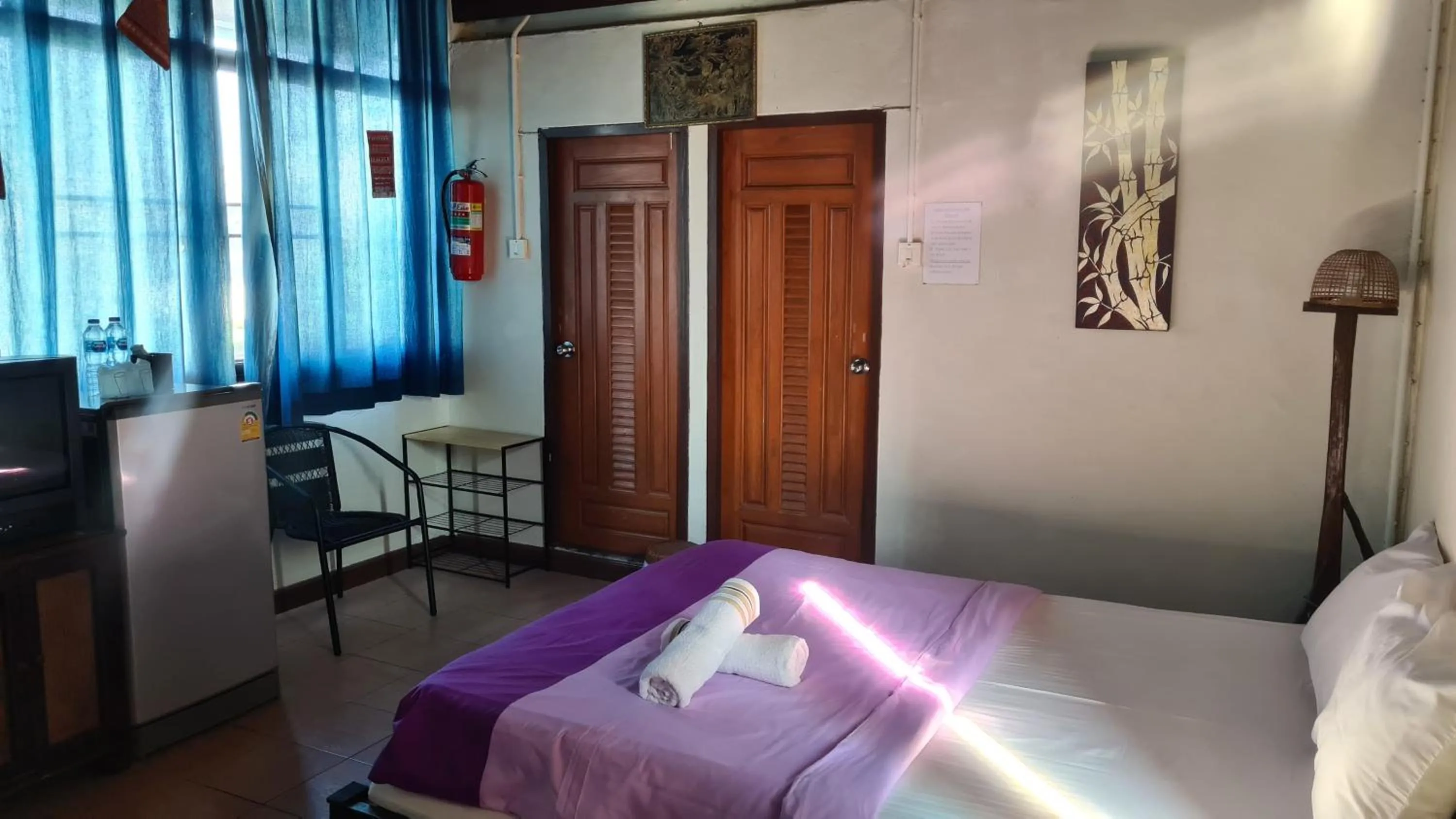 Bedroom, Bed in The North Hotel