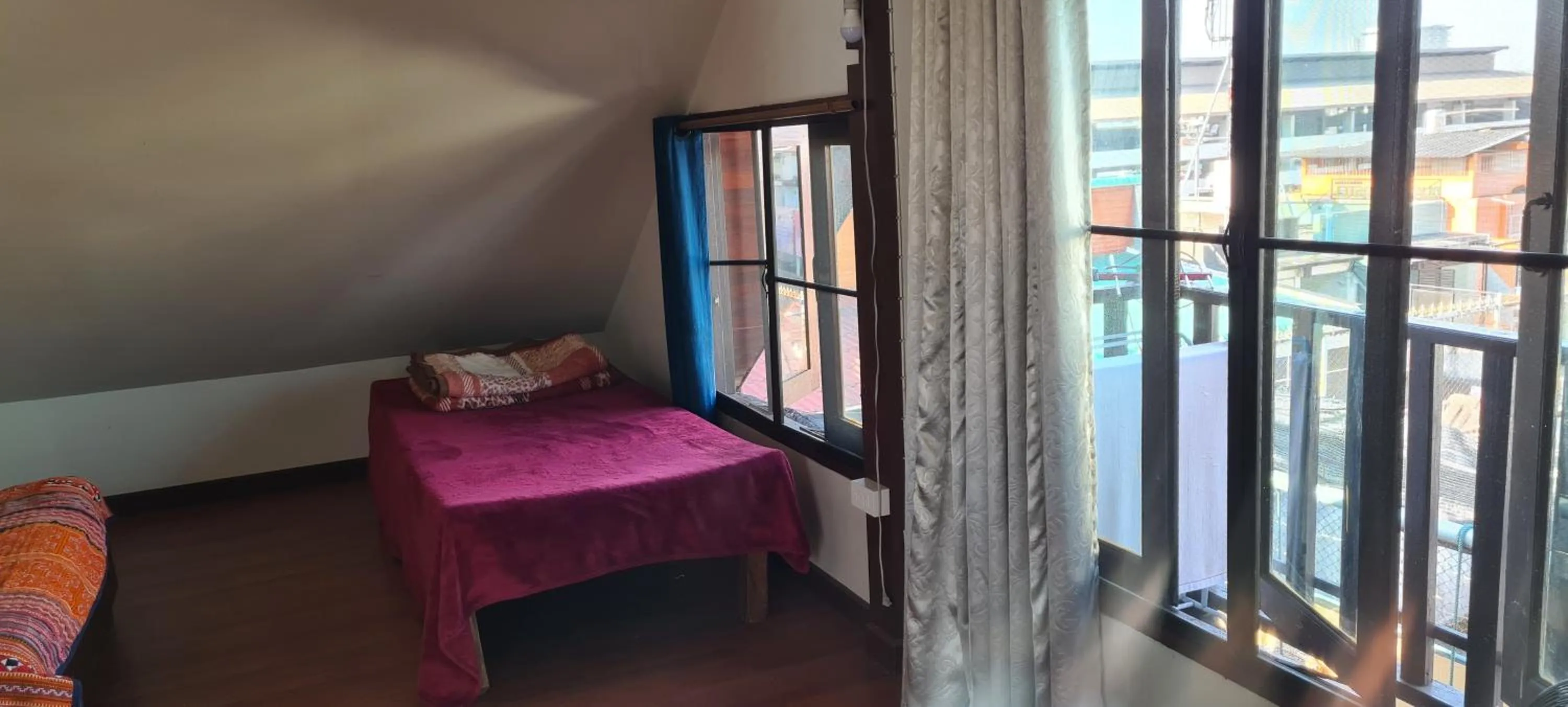 Bed in The North Hotel