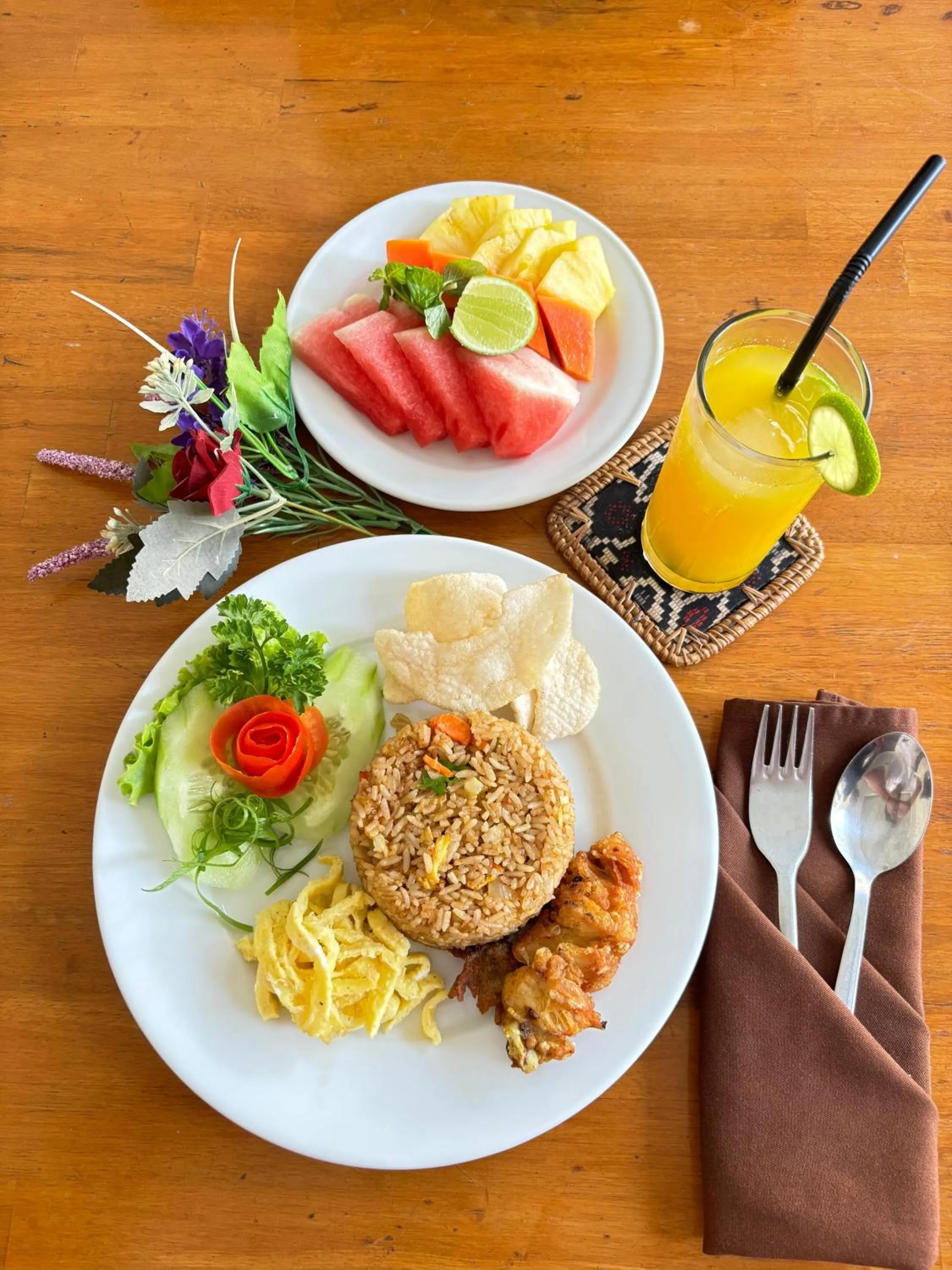 Food and drinks in Kubu Manggala Villas Seminyak