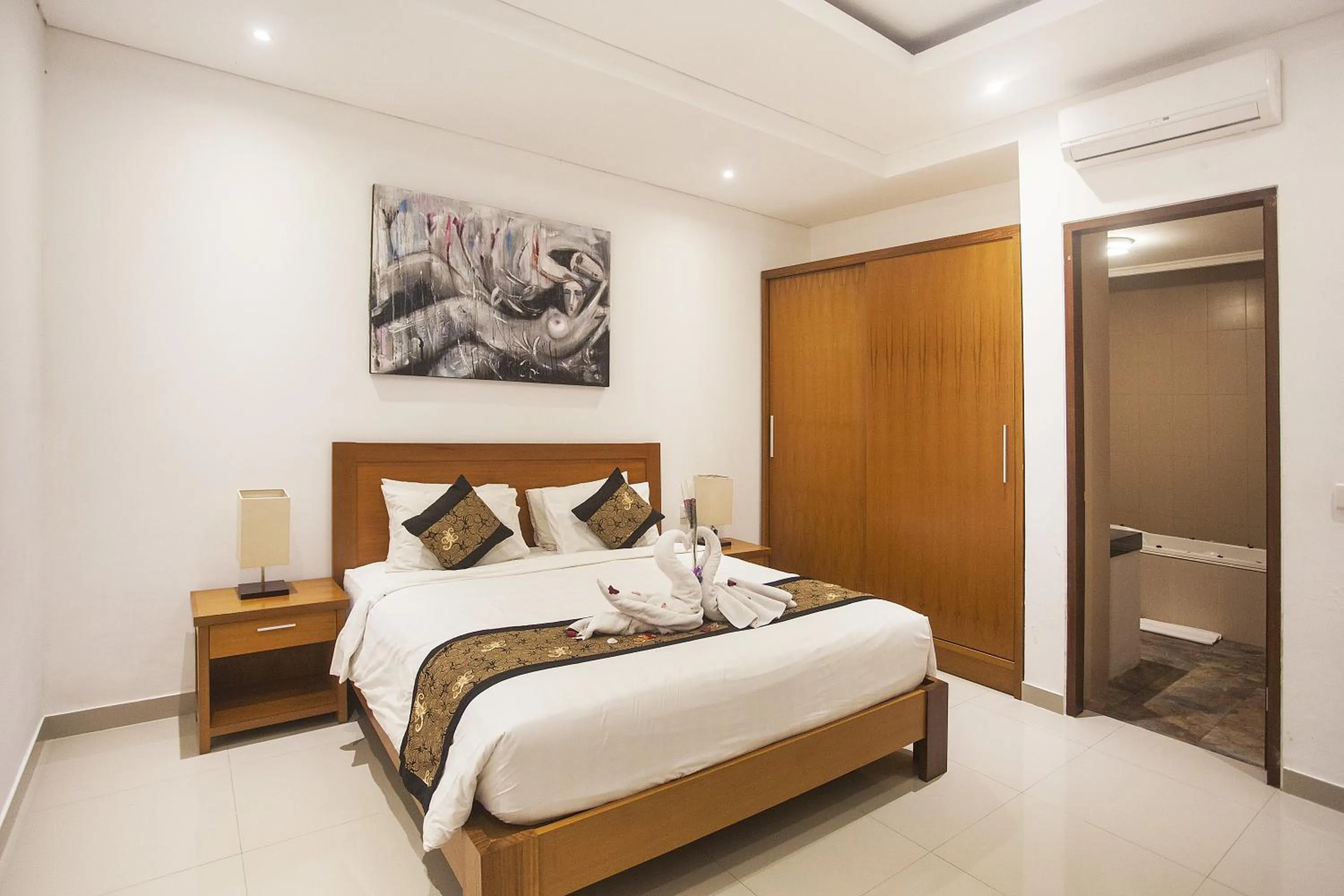 Bed in Kubu Manggala Villas Seminyak