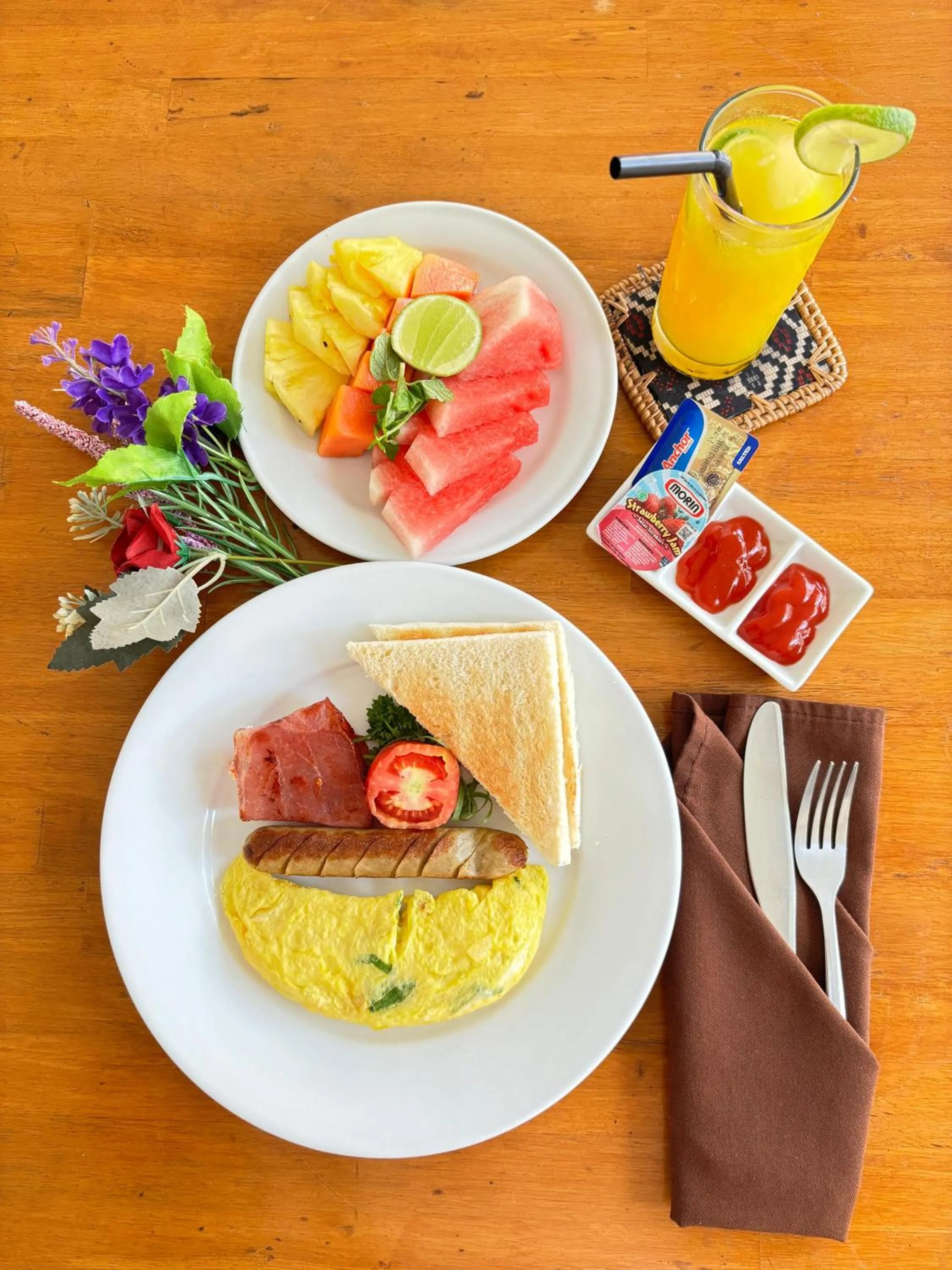 Food and drinks in Kubu Manggala Villas Seminyak