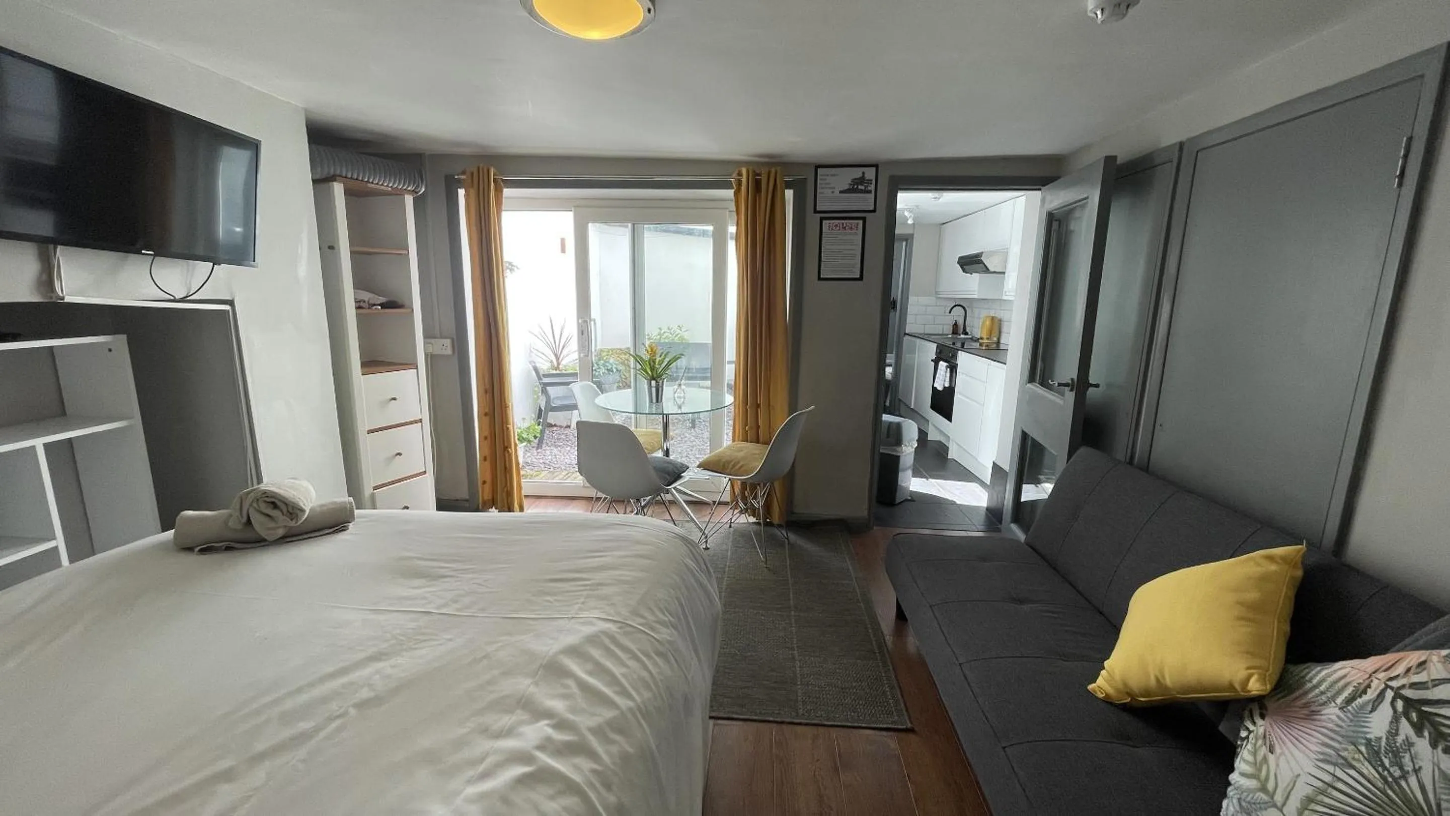 Other, Bed in EI8HT Brighton Guest Accommodation