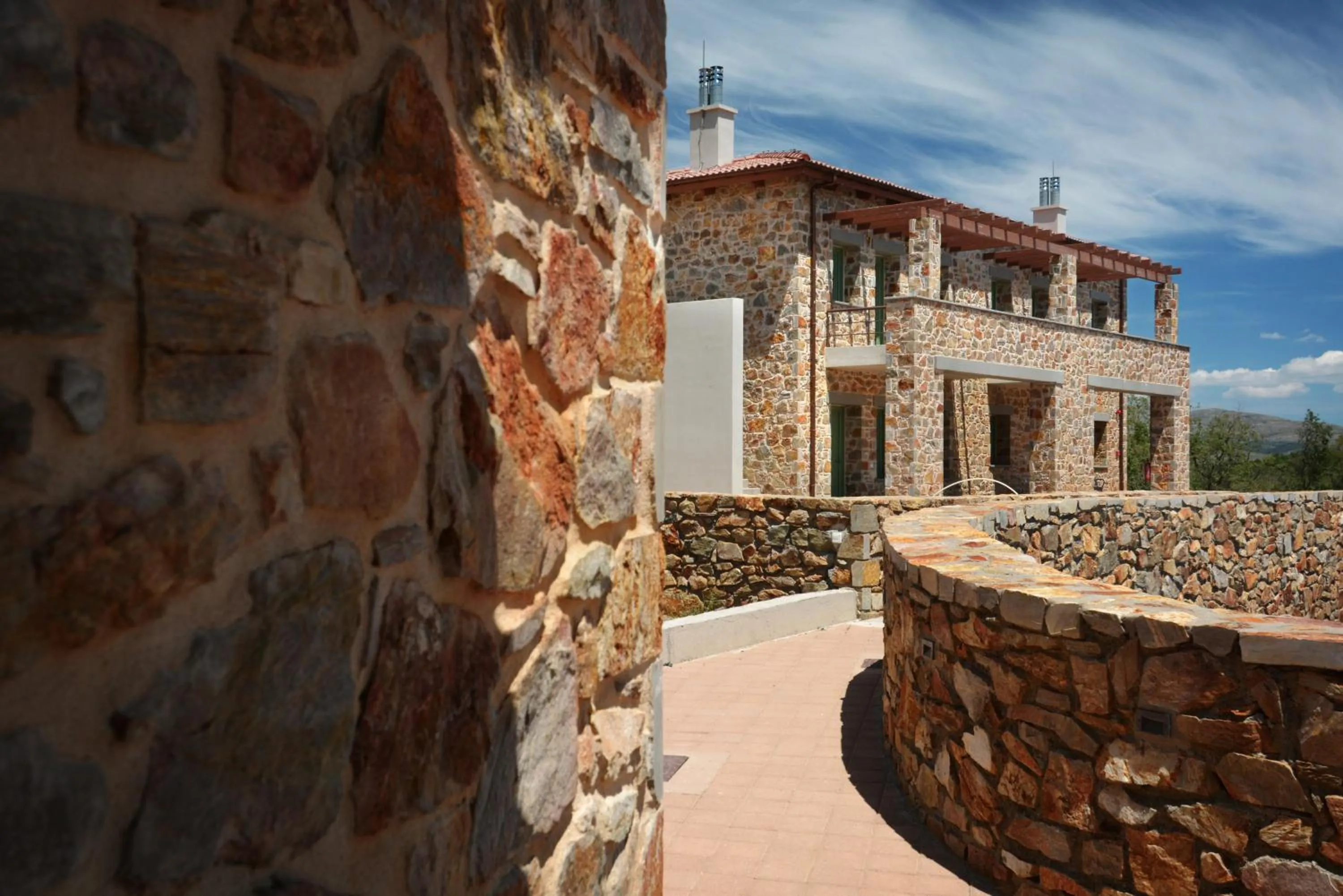 Property building in Foresta in Medias Mores