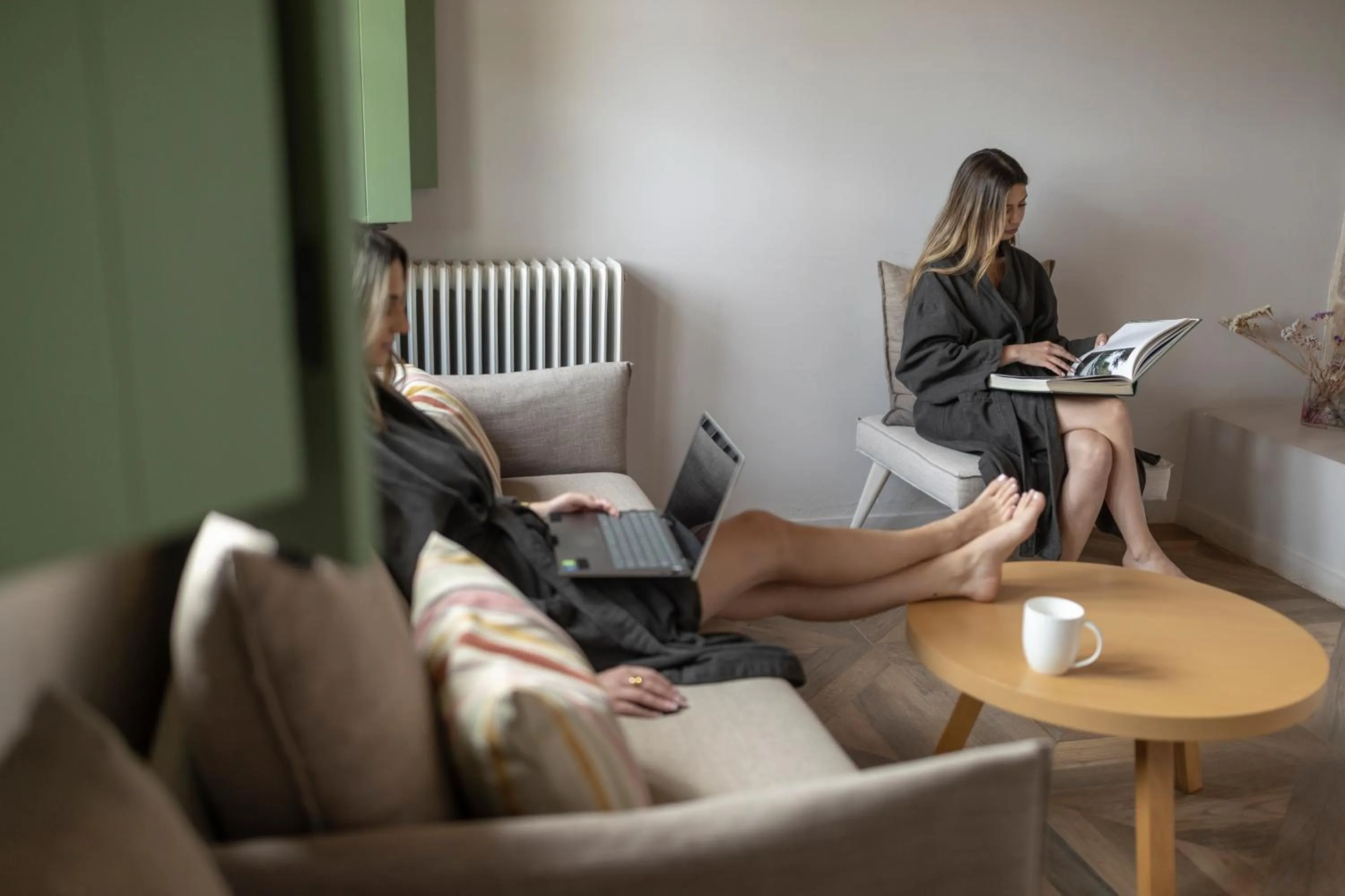 Seating area in Foresta in Medias Mores