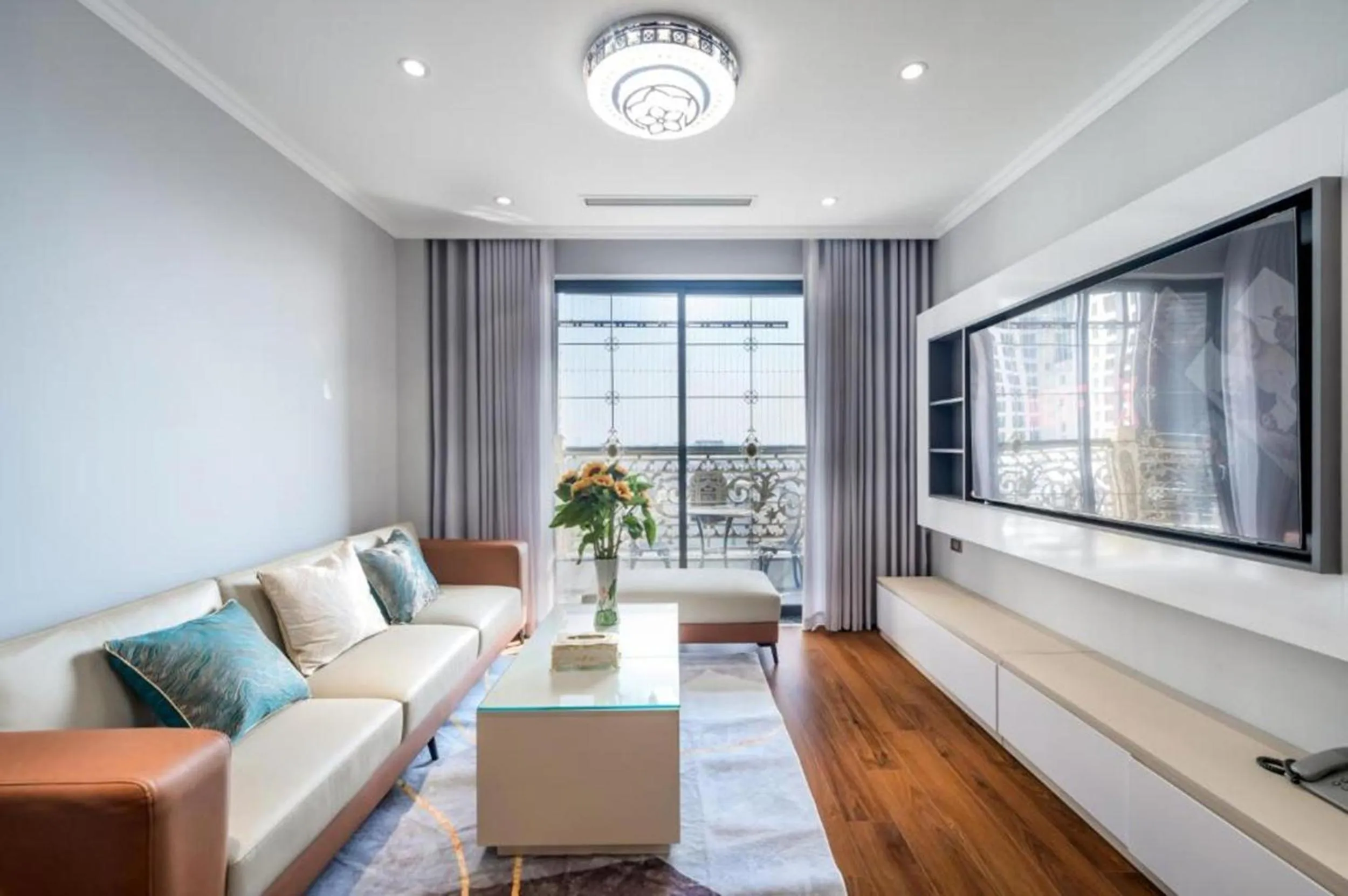 Seating area in Luxe Paradise Suites Tay Ho