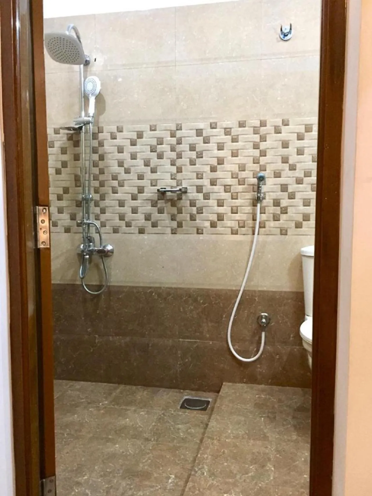 Bathroom in Fortkochi Beach Inn