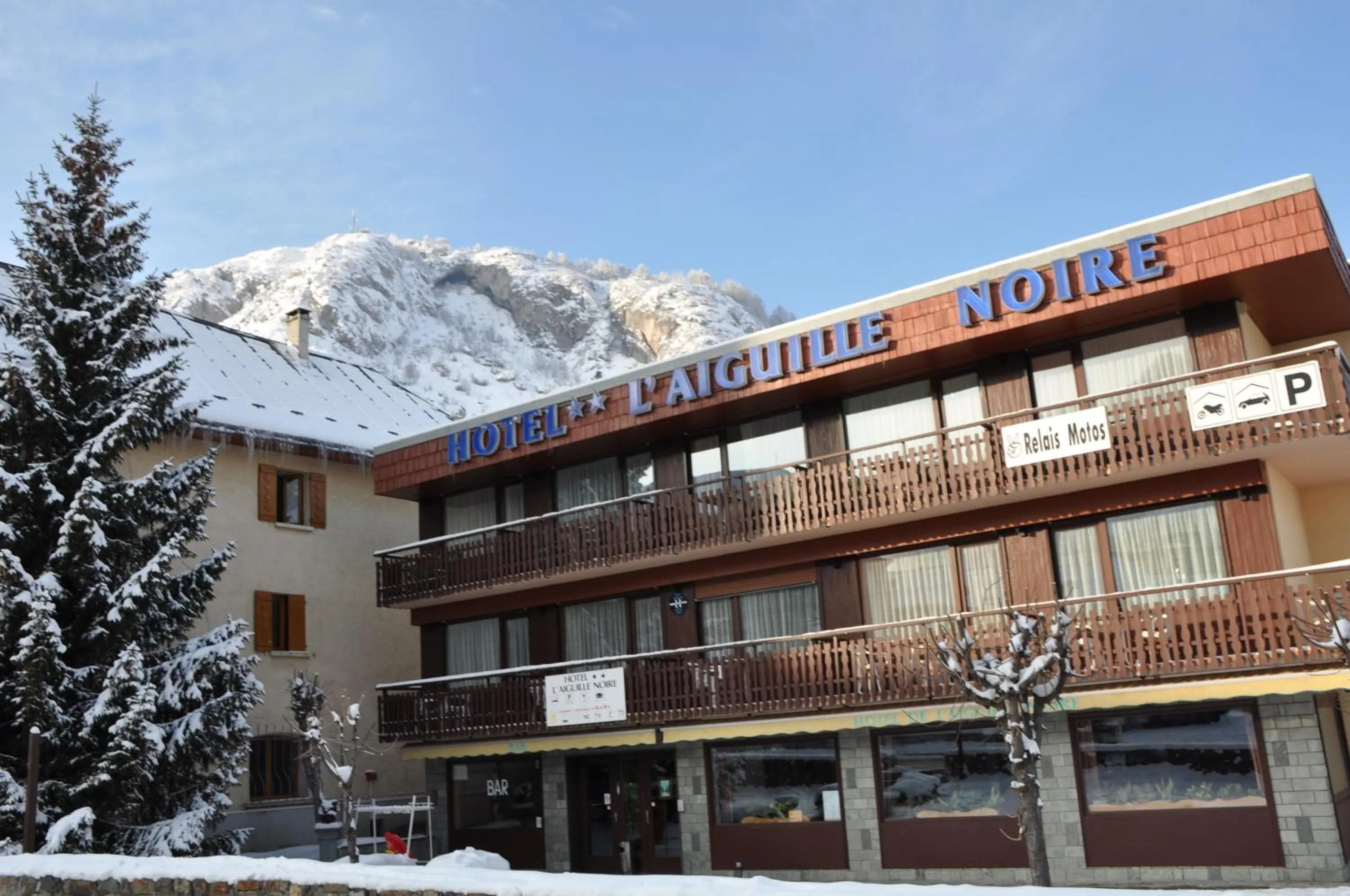 Property building in Aiguille Noire