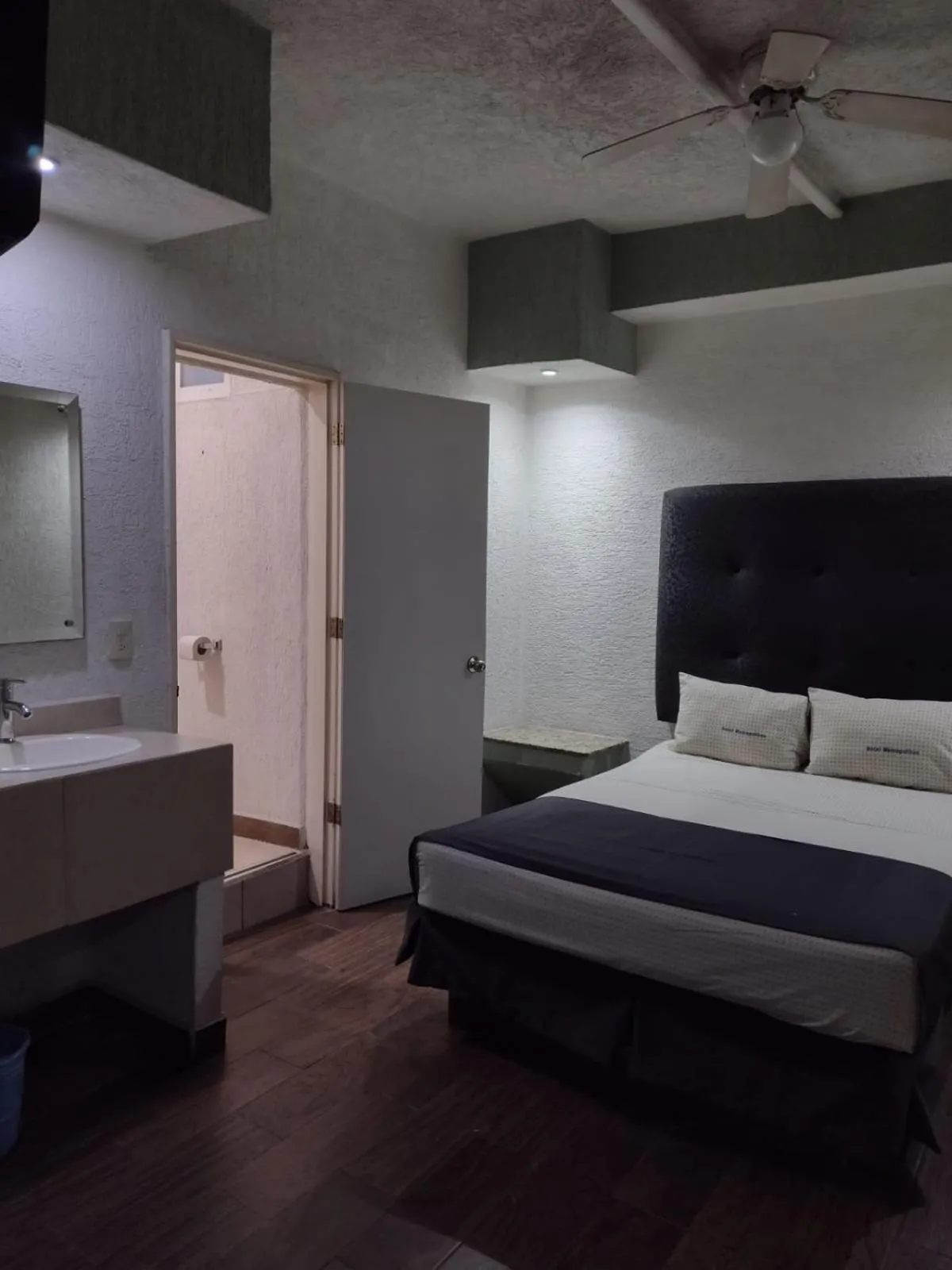 Hotel Metropolitan