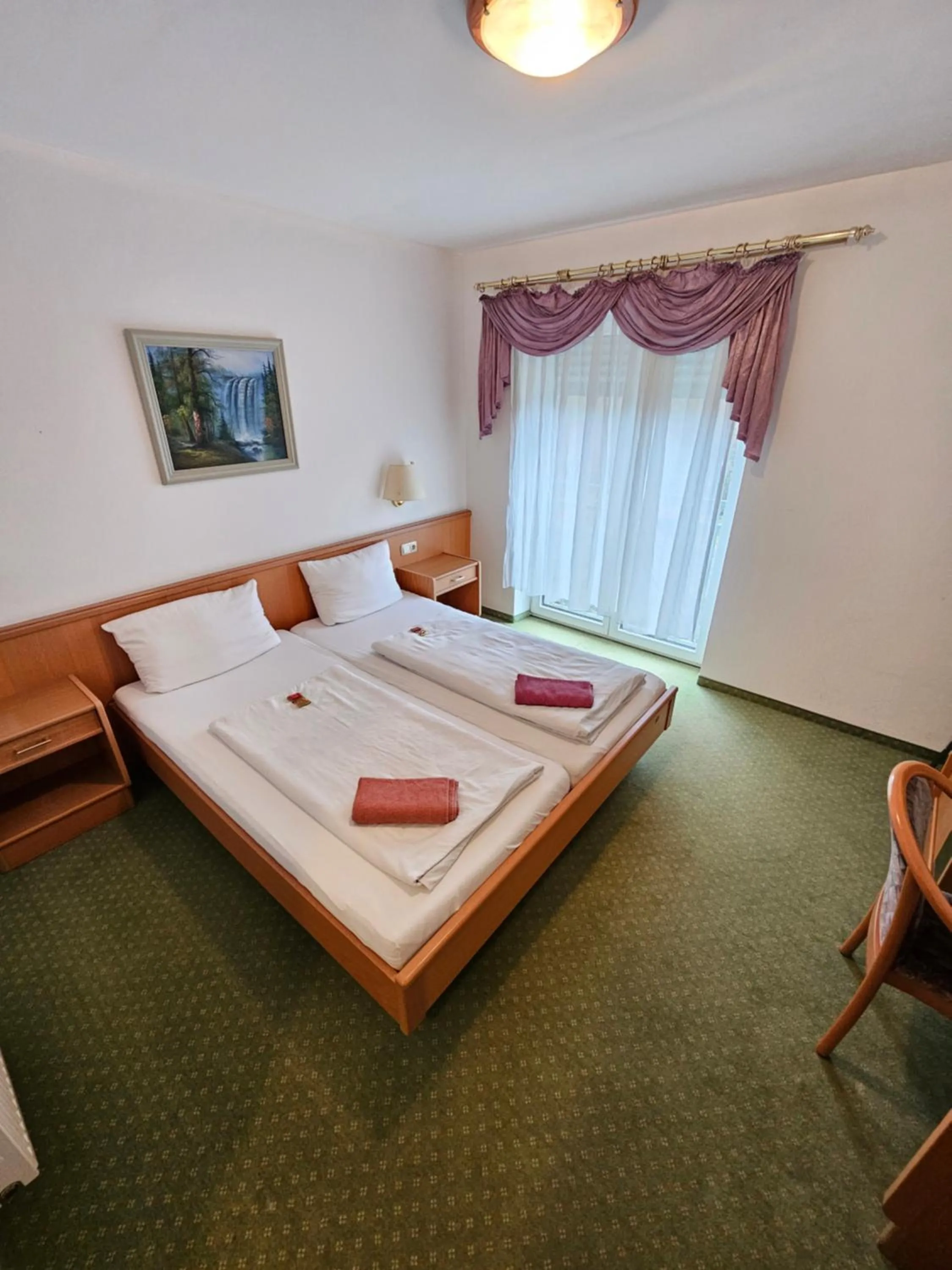 Photo of the whole room, Bed in Hotel BURGWALD